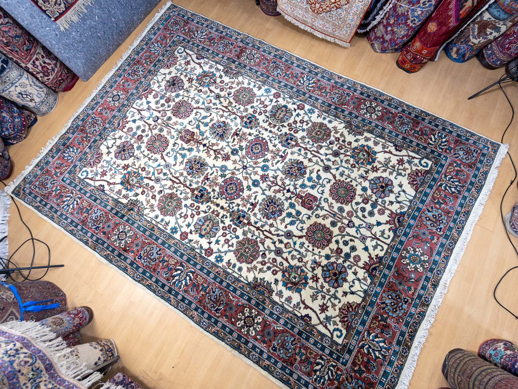 Handgeknüpfter Hamadan Orientteppich 332 × 239 cm