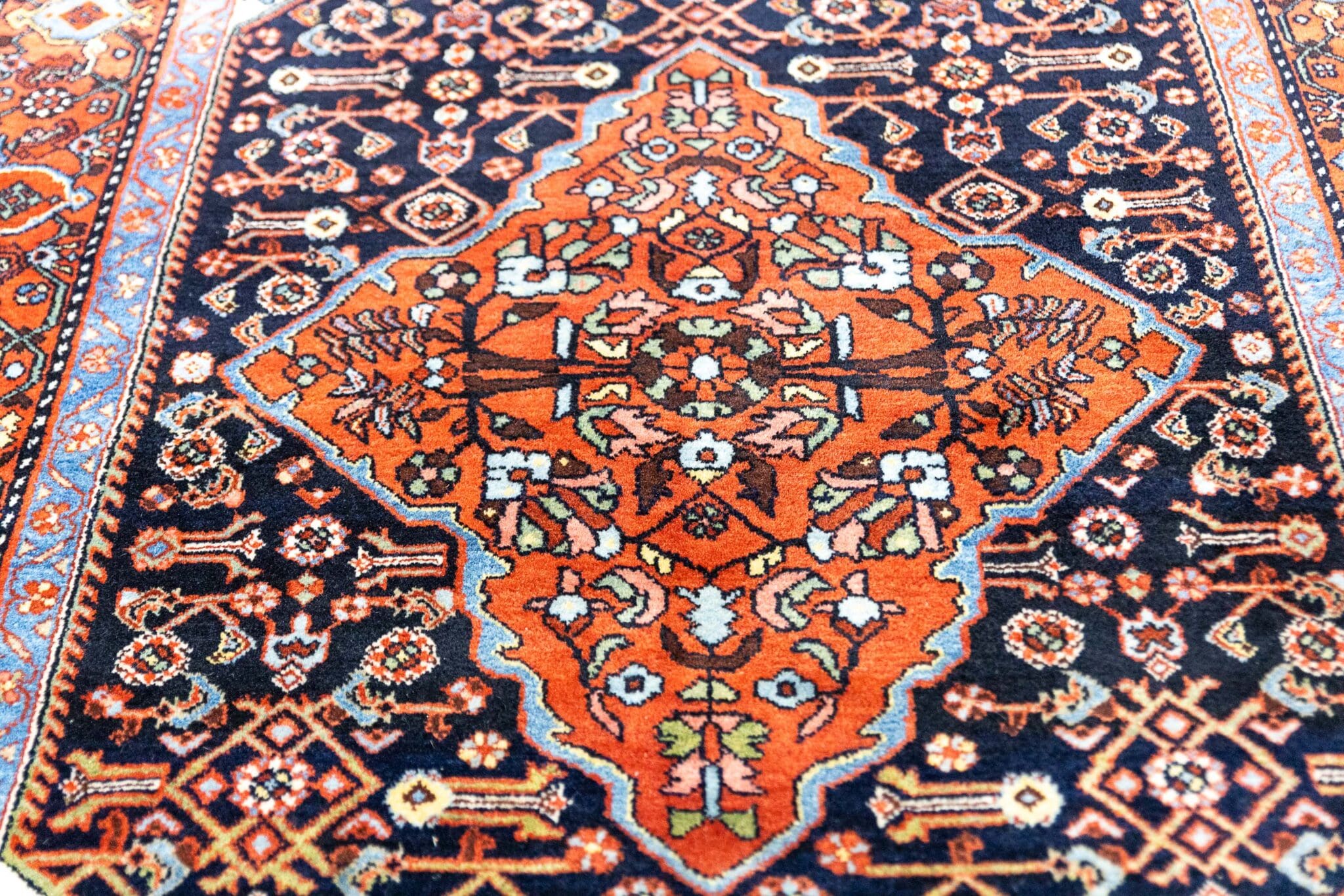 Hamadan Perserteppich 207 × 141 cm aus Wolle, handgeknüpft