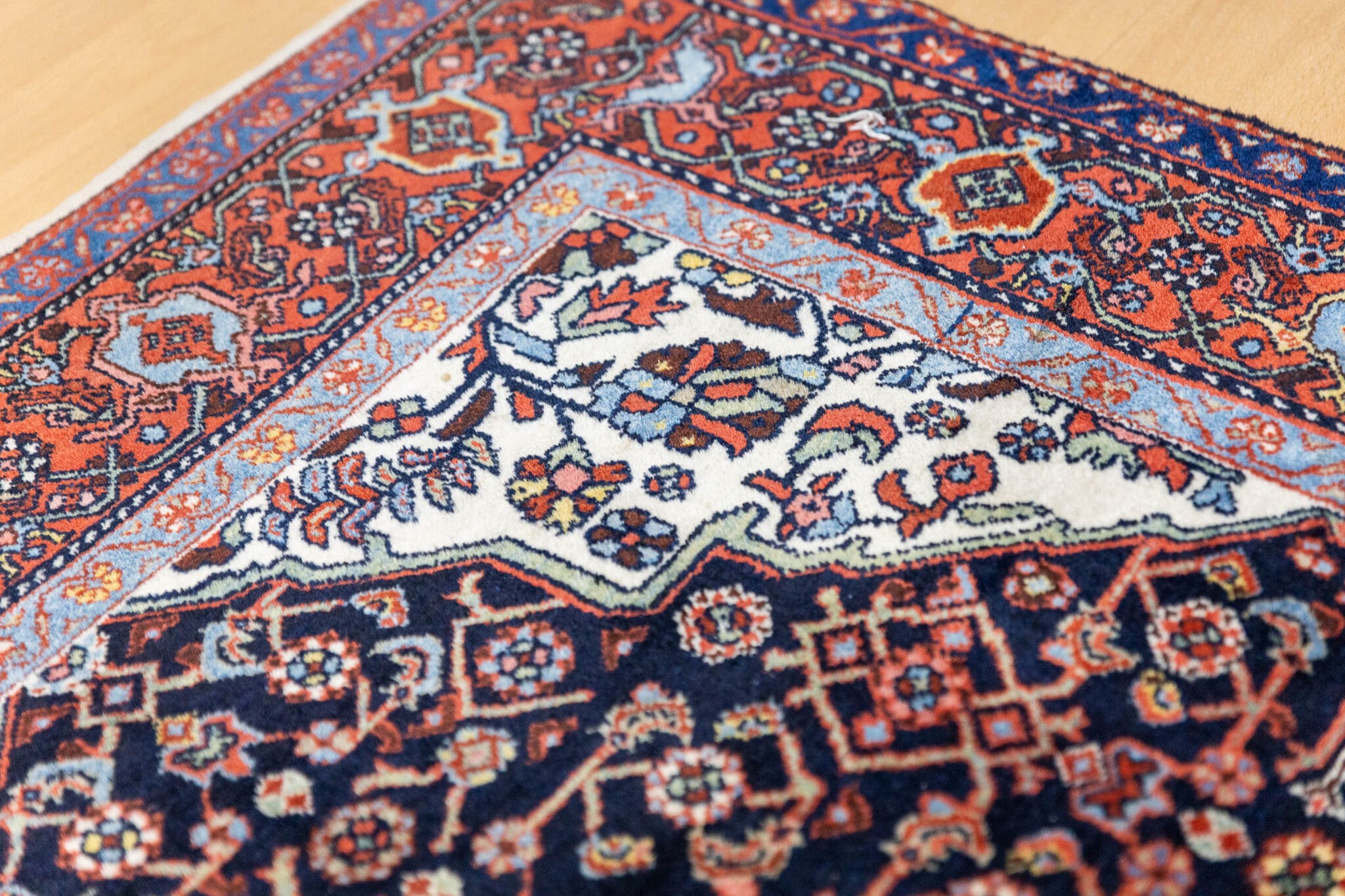Hamadan Perserteppich 207 × 141 cm aus Wolle, handgeknüpft