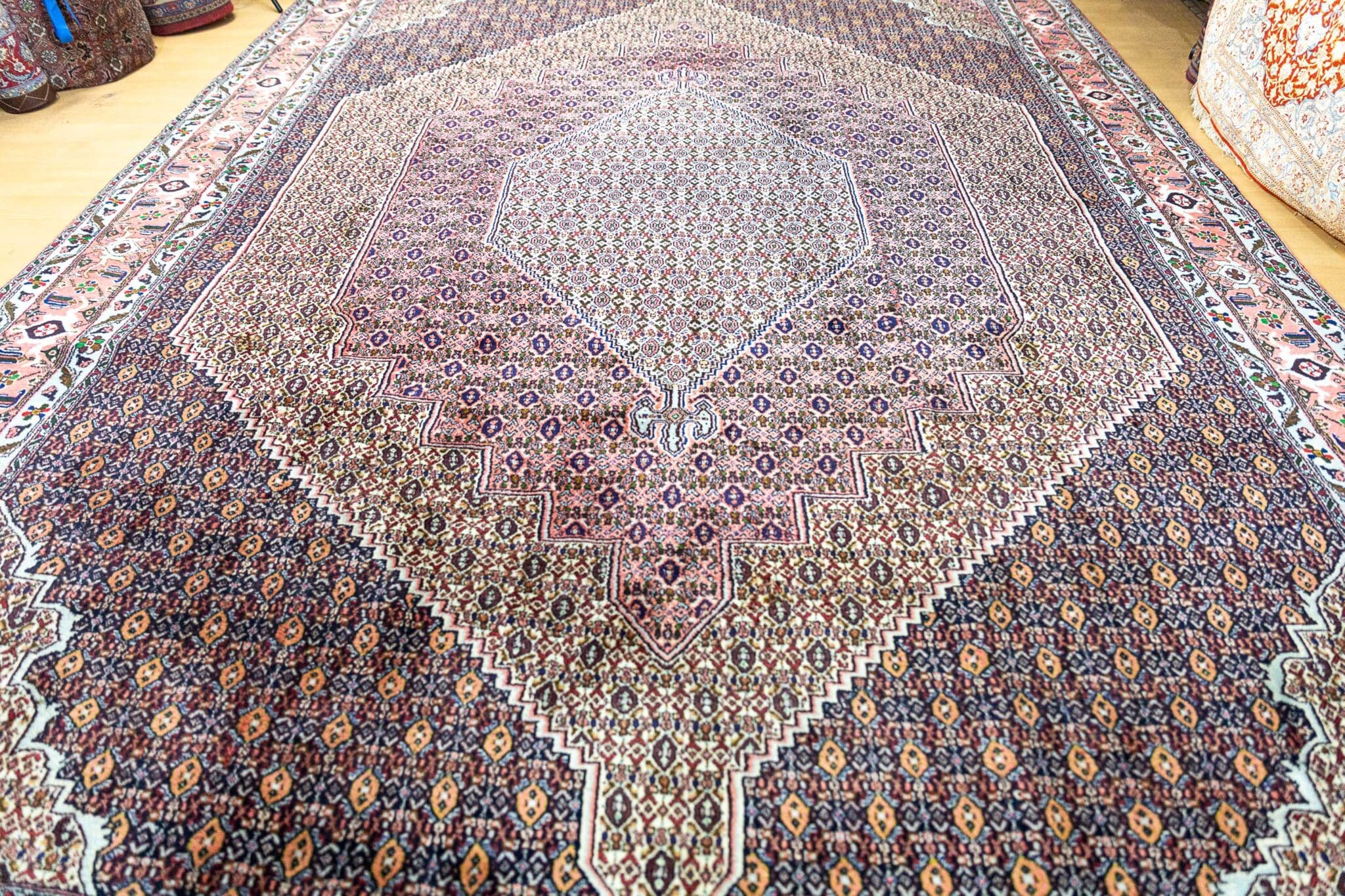 Bijar Perserteppich aus Iran, 359 × 252 cm