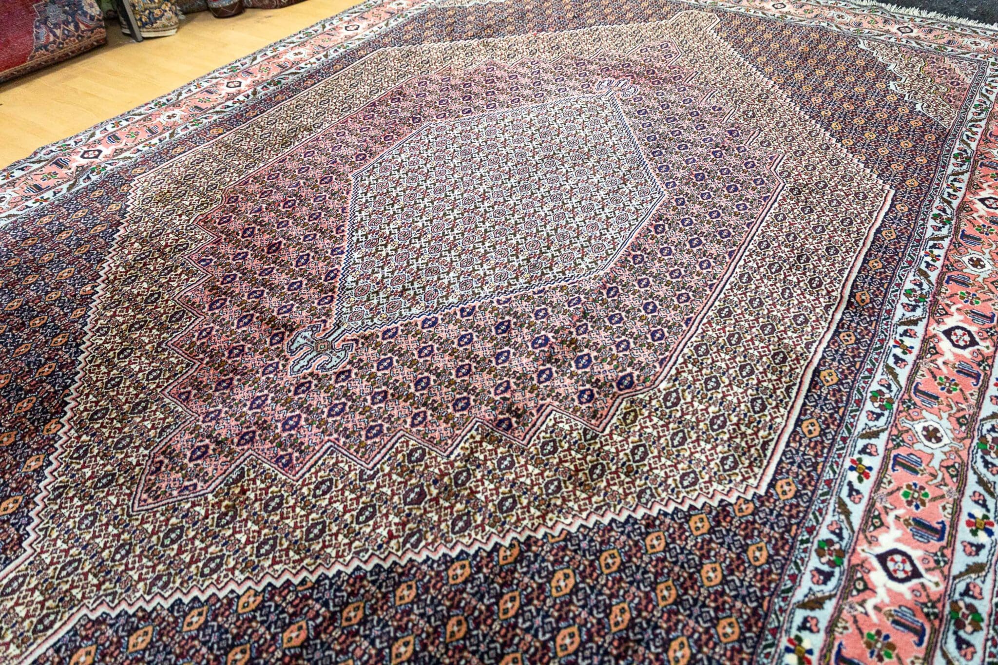 Bijar Perserteppich aus Iran, 359 × 252 cm