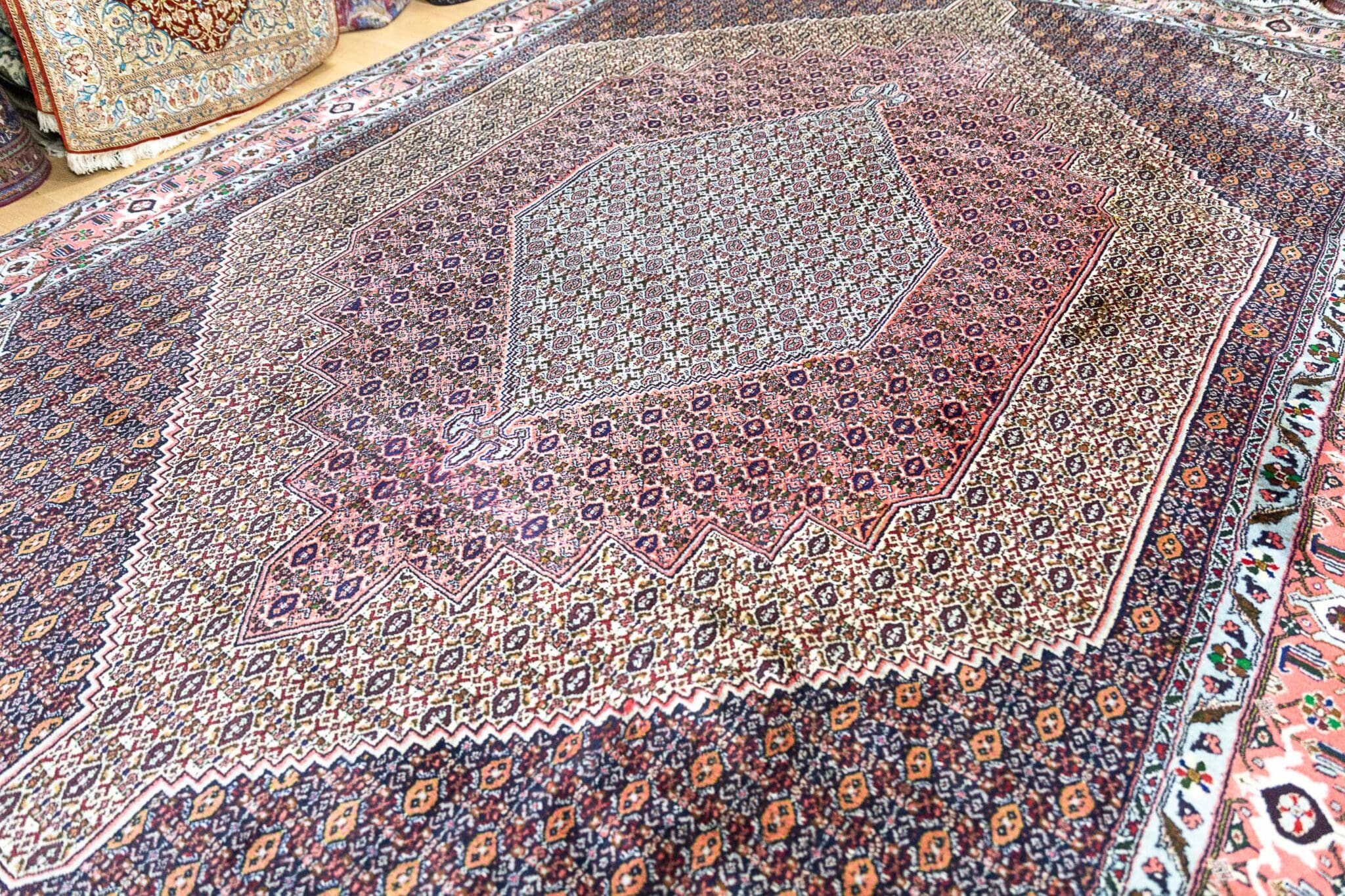 Bijar Perserteppich aus Iran, 359 × 252 cm