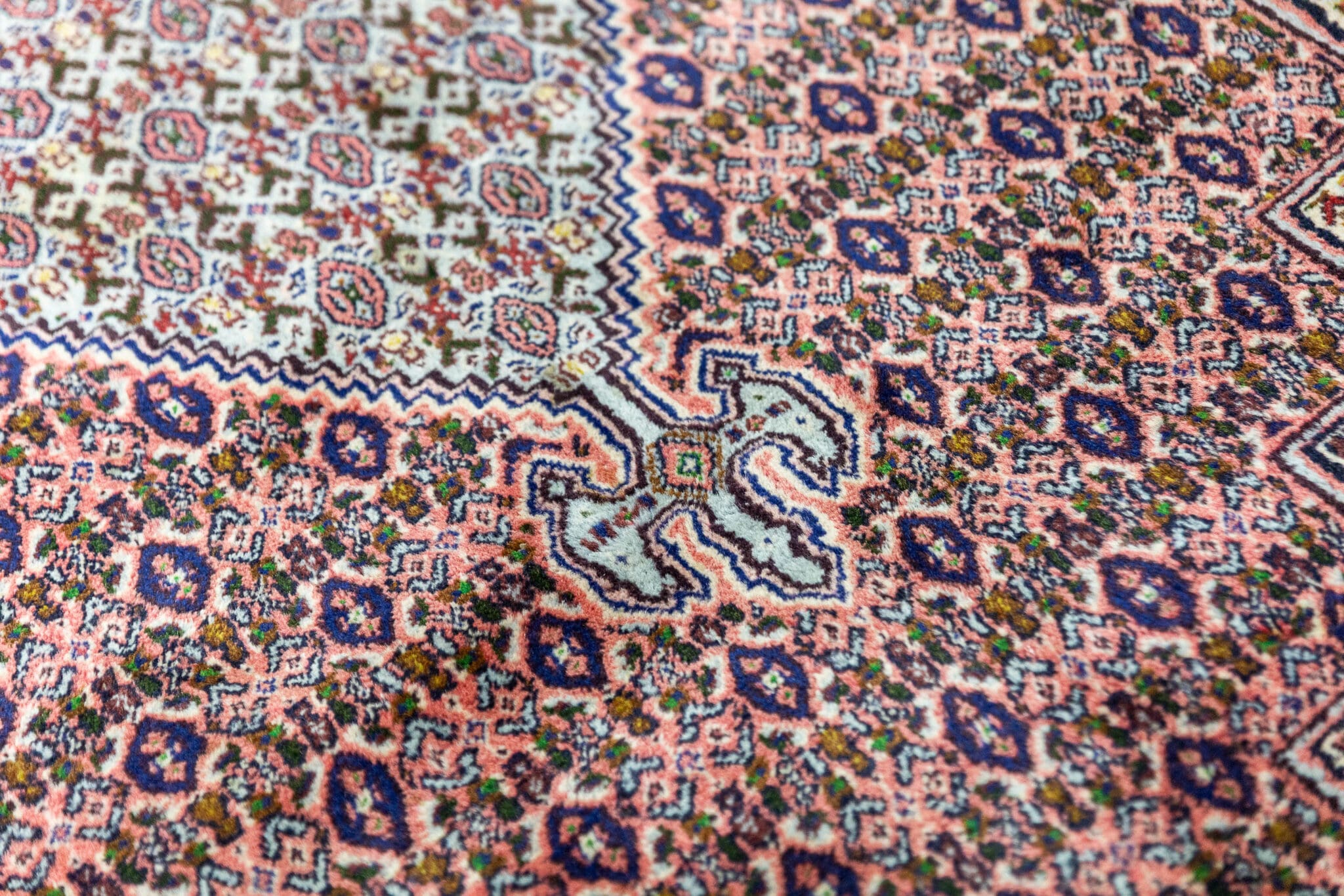 Bijar Perserteppich aus Iran, 359 × 252 cm