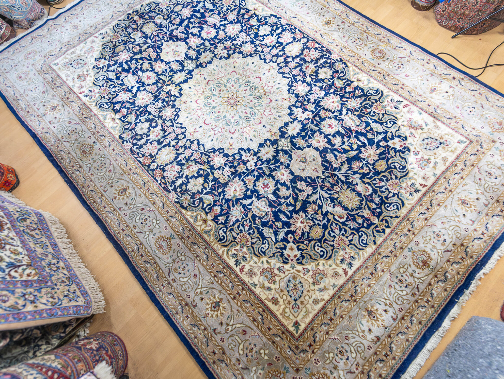 perserteppiche-orientteppiche-494-500-21-scaled Handgeknüpfter Isfahan Orientteppich, 360 × 250 cm, Wolle