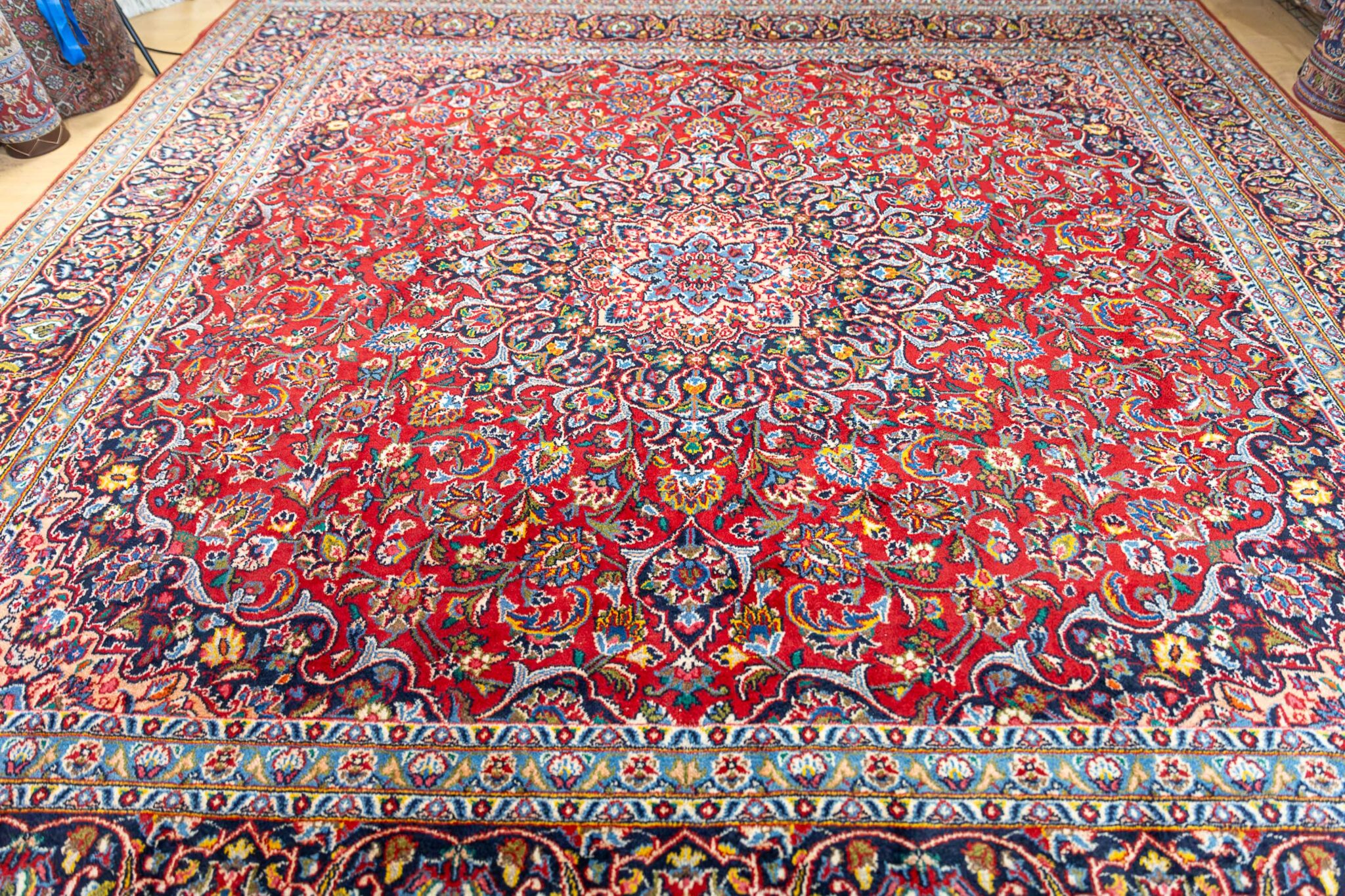 Kashan Perserteppich aus Iran, 285 × 260 cm