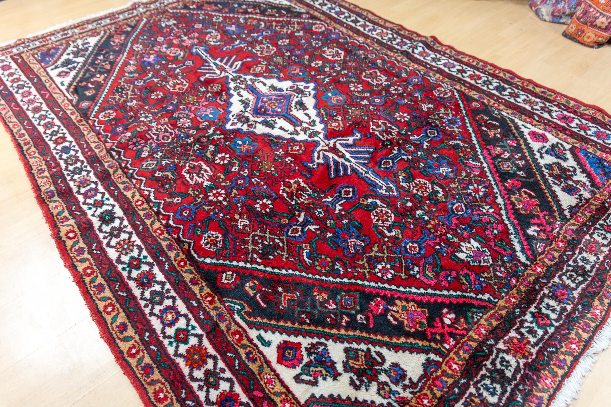 Handgeknüpfter Hamadan Perserteppich, 277 × 190 cm, Wolle