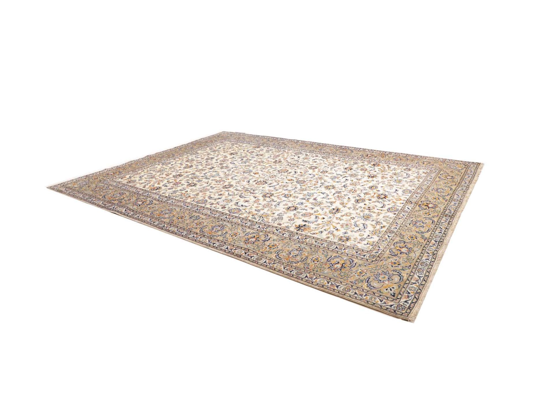 Handgeknüpfter Kashan Perserteppich 294 × 382 cm