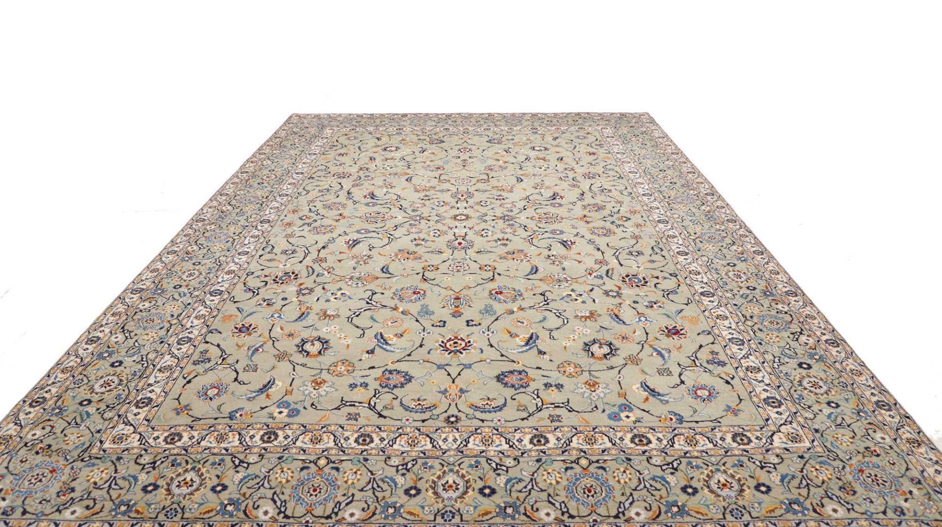 Kashan Perserteppich aus Iran, 278 × 389 cm