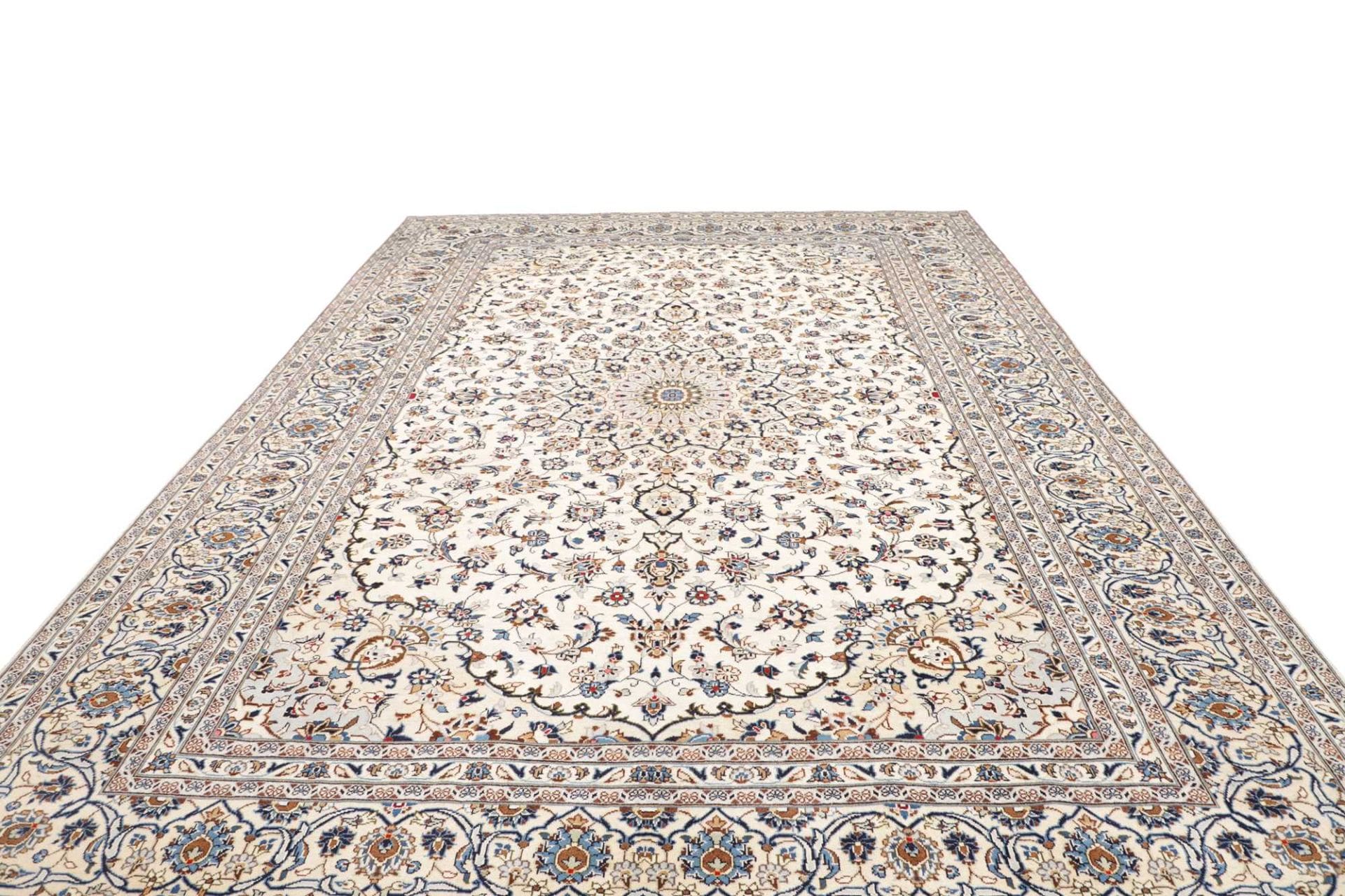 Kashan Perserteppich aus Iran, 295 × 399 cm