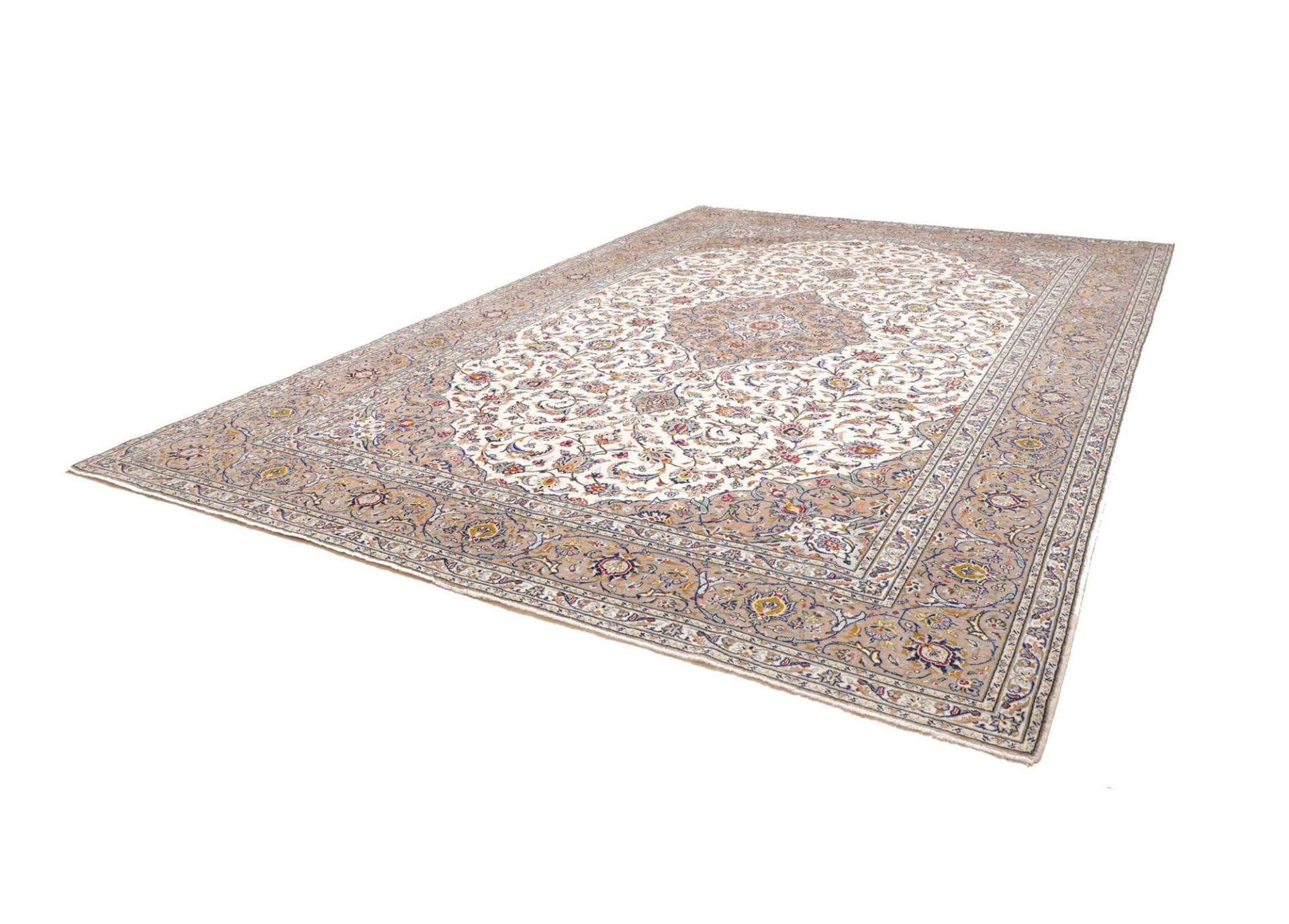 Kashan Perserteppich aus Iran, 301 × 404 cm