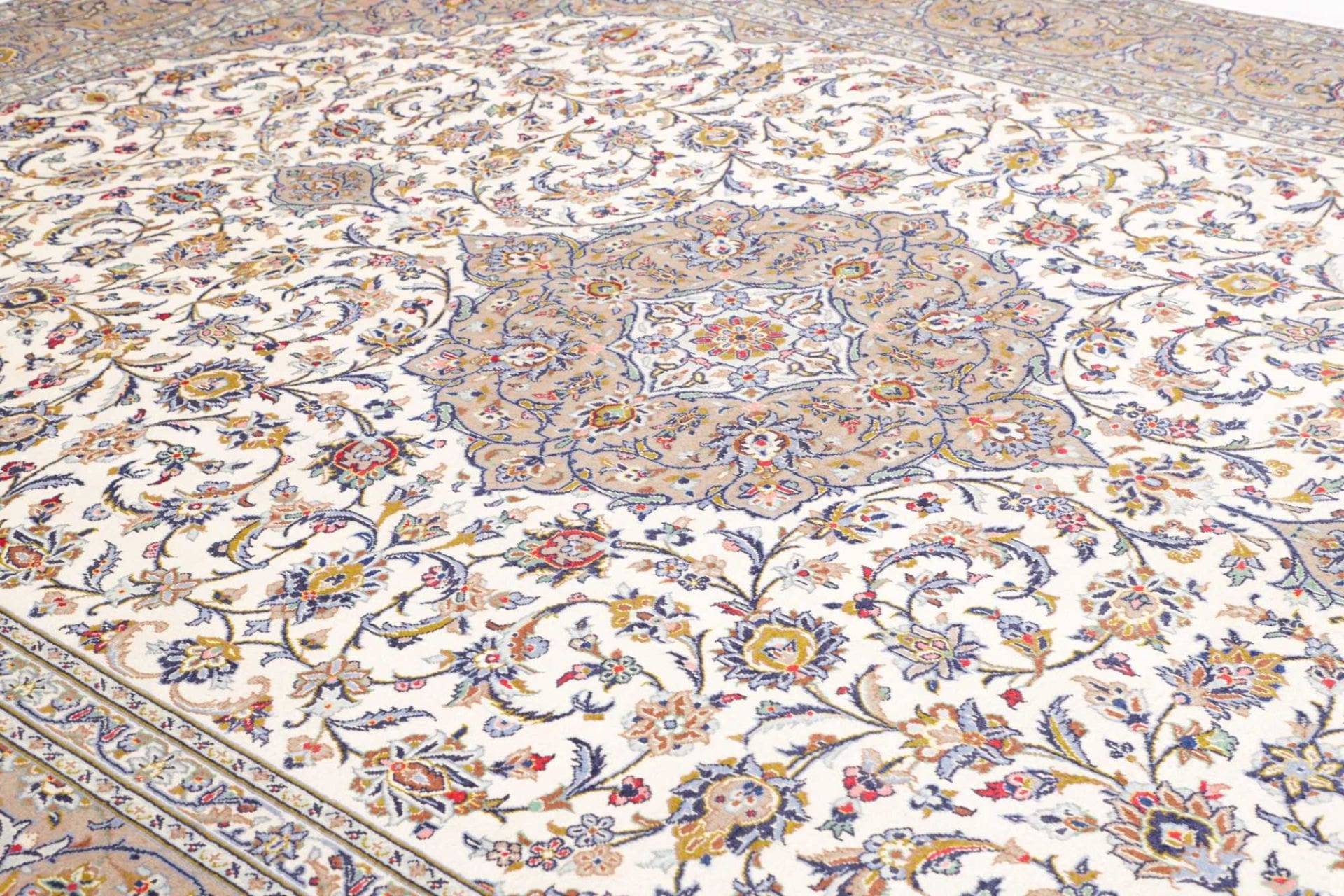 Kashan Perserteppich aus Iran, 301 × 404 cm