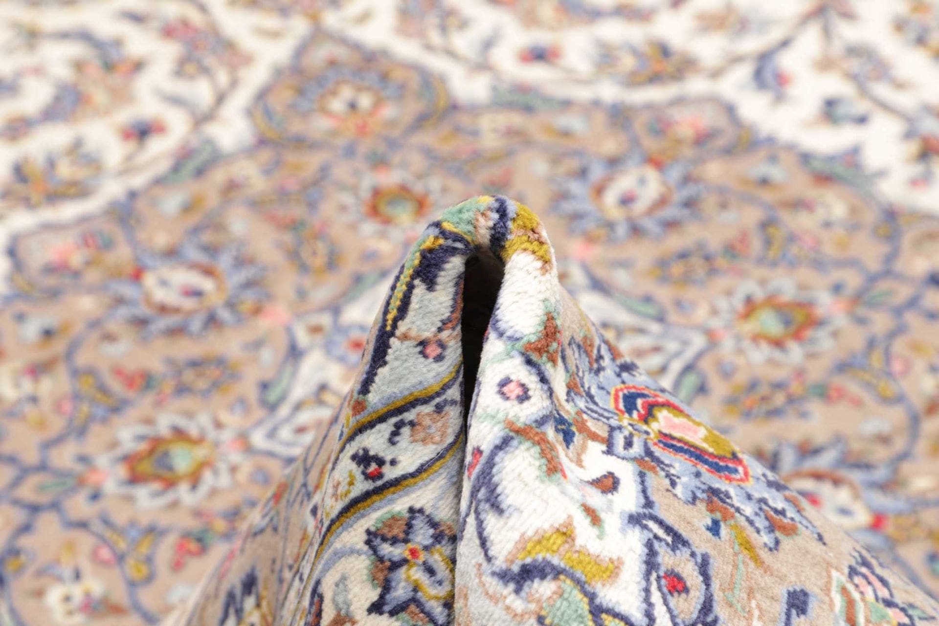 Kashan Perserteppich aus Iran, 301 × 404 cm