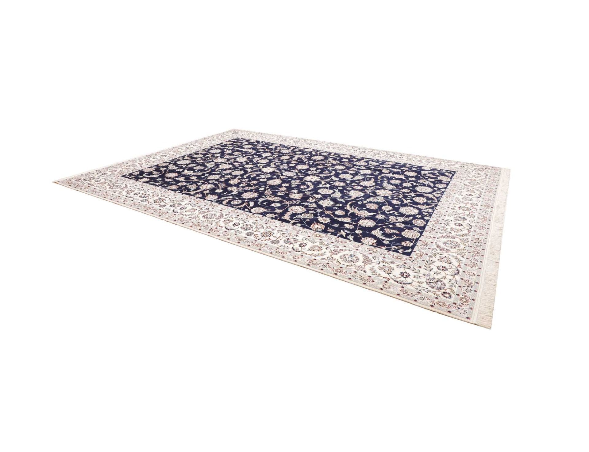 Nain Perserteppich 303 × 411 cm aus Wolle, handgeknüpft