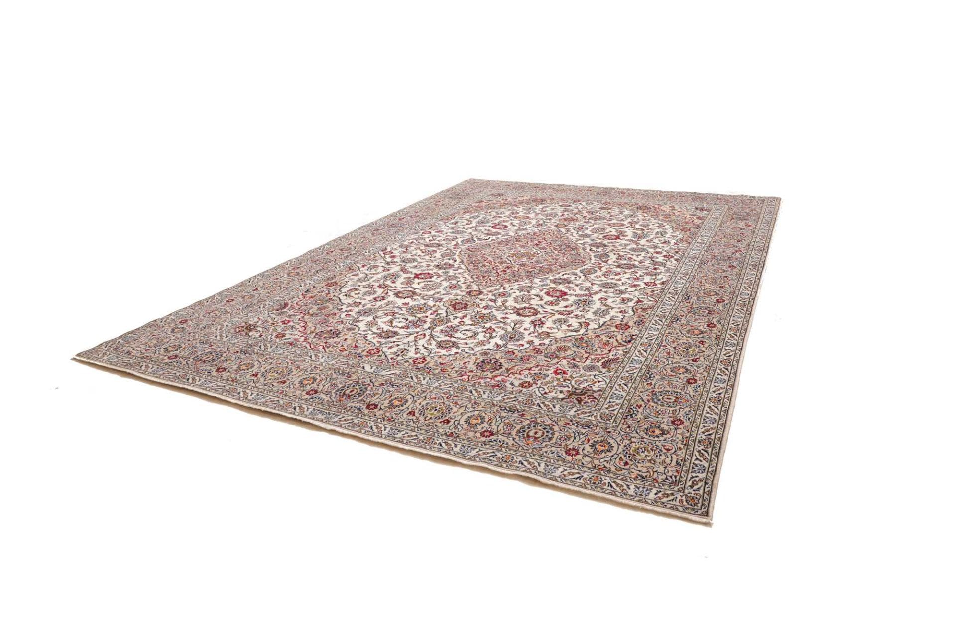 Kashan Perserteppich aus Iran, 303 × 417 cm