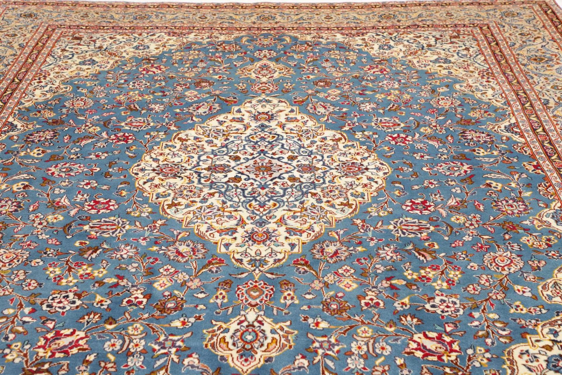 Handgeknüpfter Kashan Perserteppich 284 × 381 cm