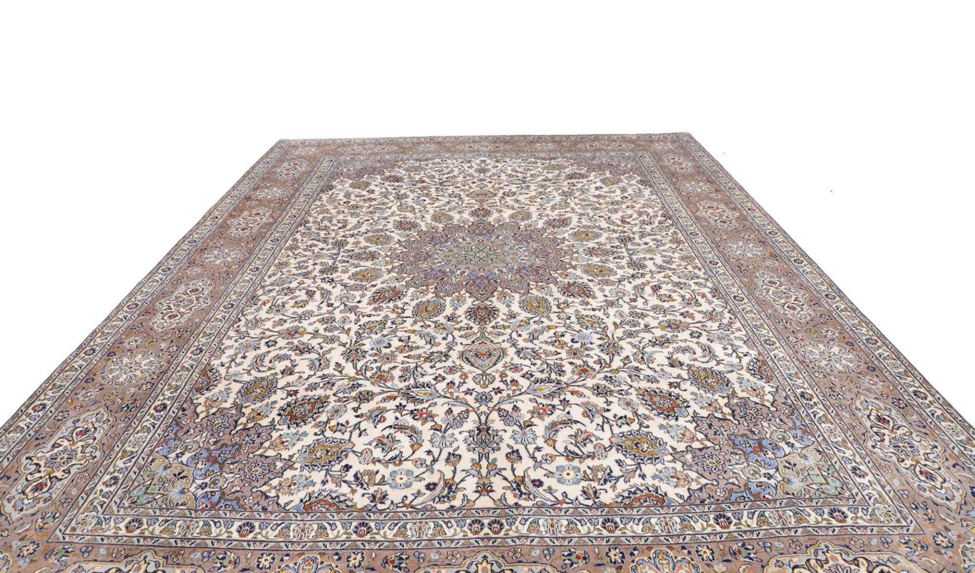 Kashan Perserteppich 301 × 389 cm aus Wolle, handgeknüpft