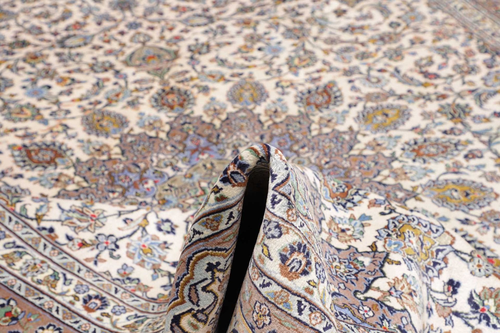 Kashan Perserteppich 301 × 389 cm aus Wolle, handgeknüpft
