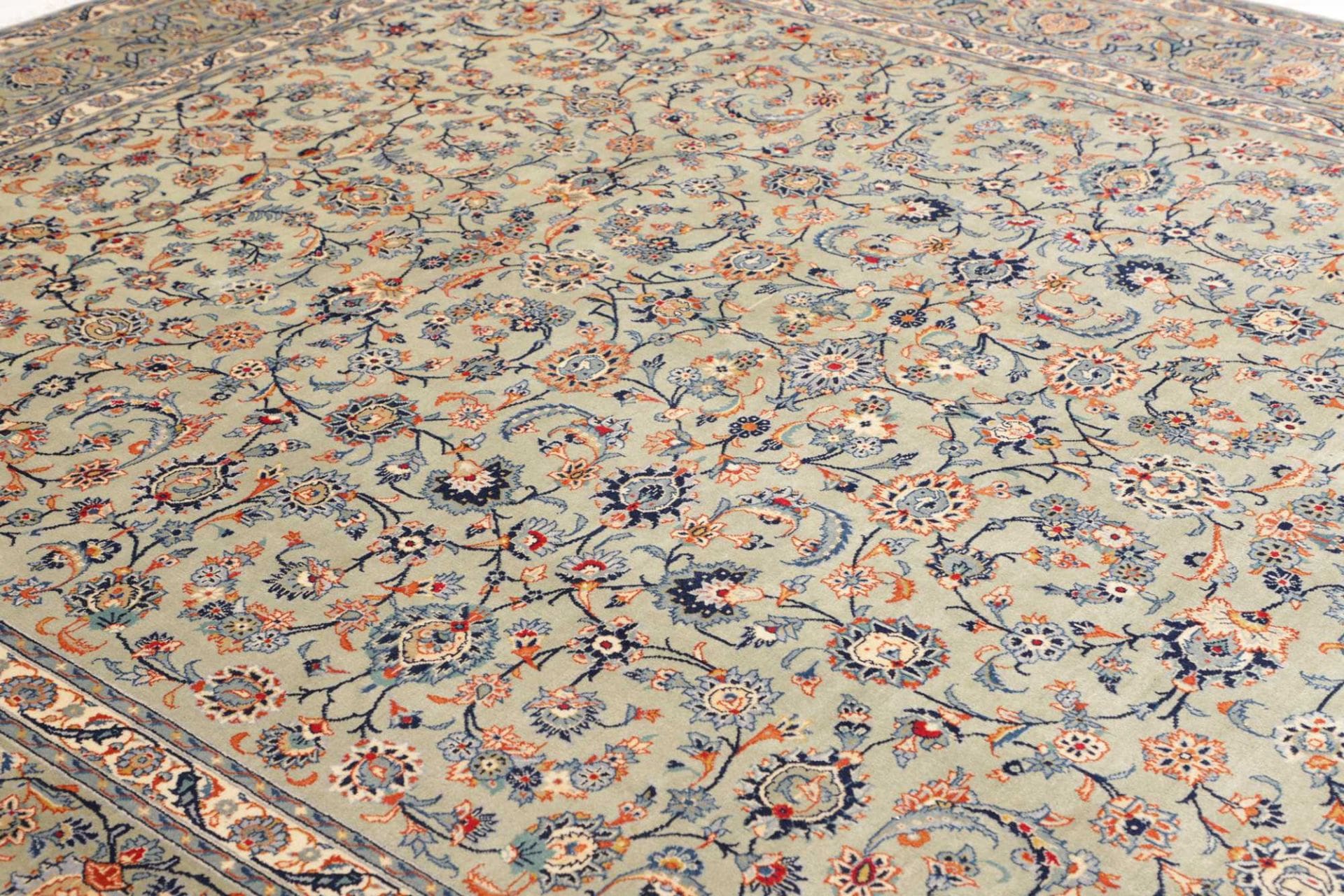 Kashan Perserteppich 276 × 384 cm aus Wolle, handgeknüpft