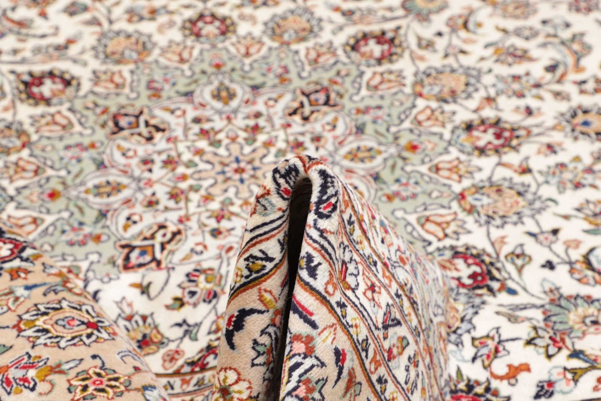 Kashan Perserteppich aus Iran, 243 × 359 cm