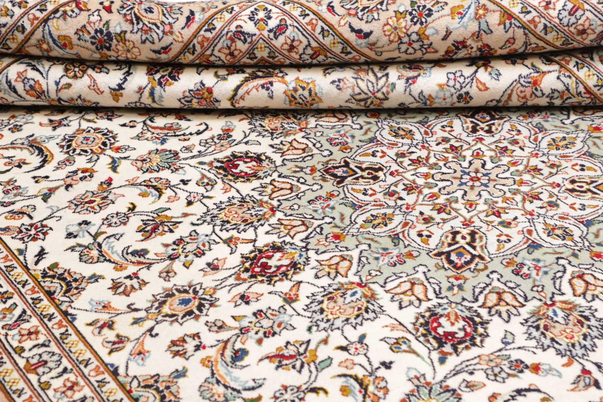 Kashan Perserteppich aus Iran, 243 × 359 cm