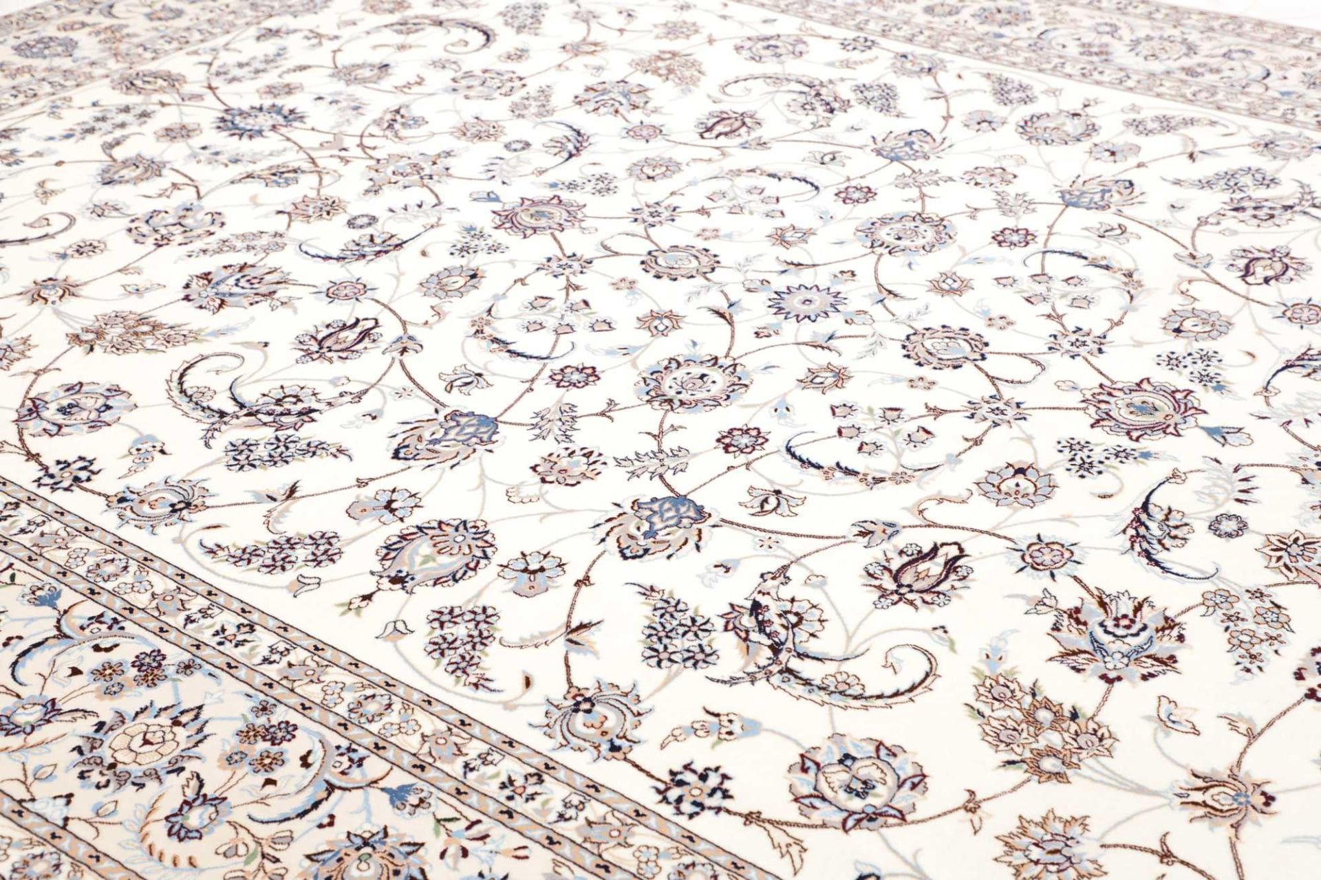 Nain Perserteppich 259 × 358 cm aus Wolle, handgeknüpft