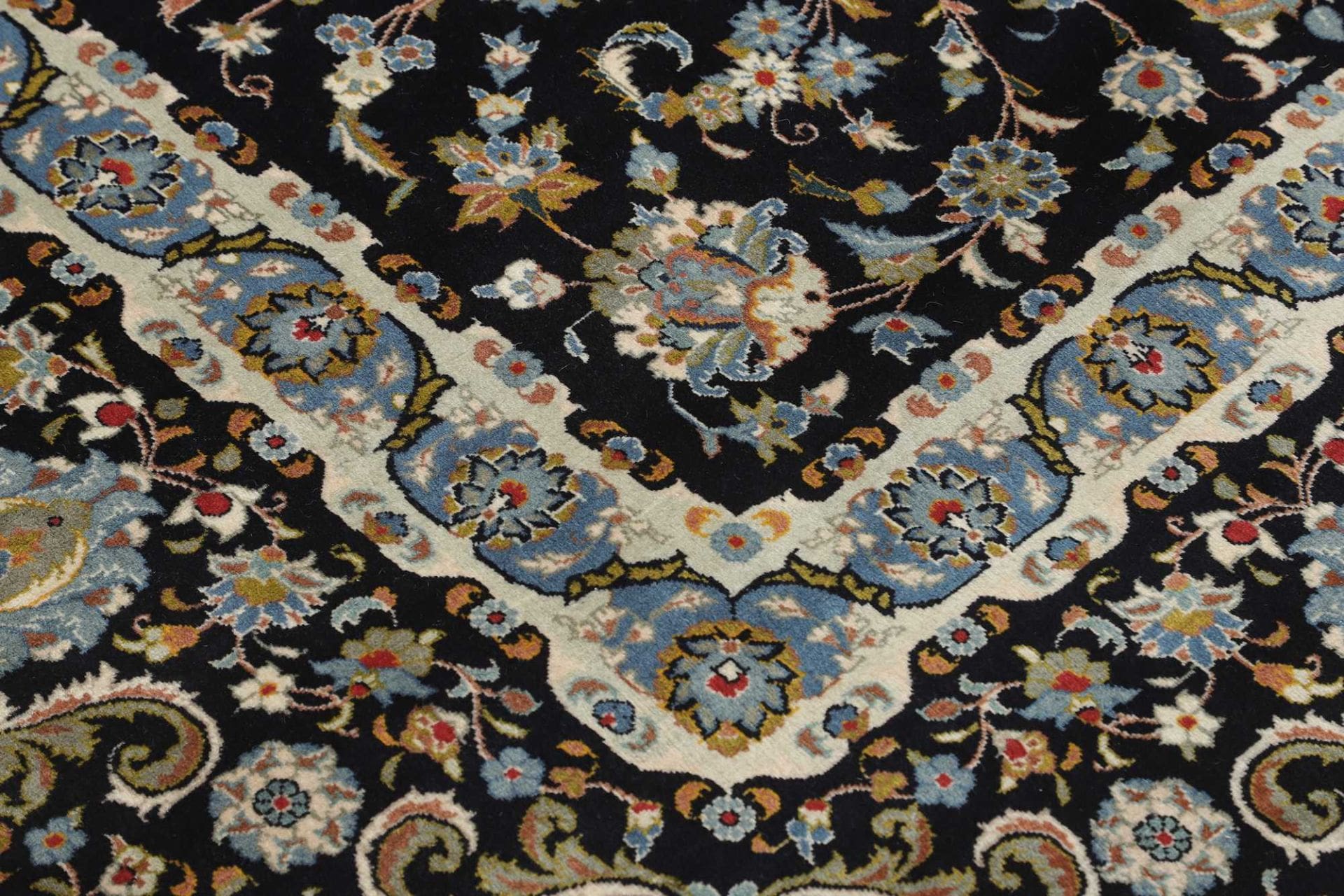 Handgeknüpfter Kashan Perserteppich, 351 × 479 cm, Wolle