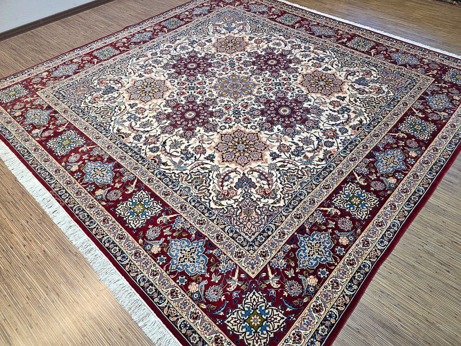 Isfahan Perserteppich aus Iran, 300 × 300 cm