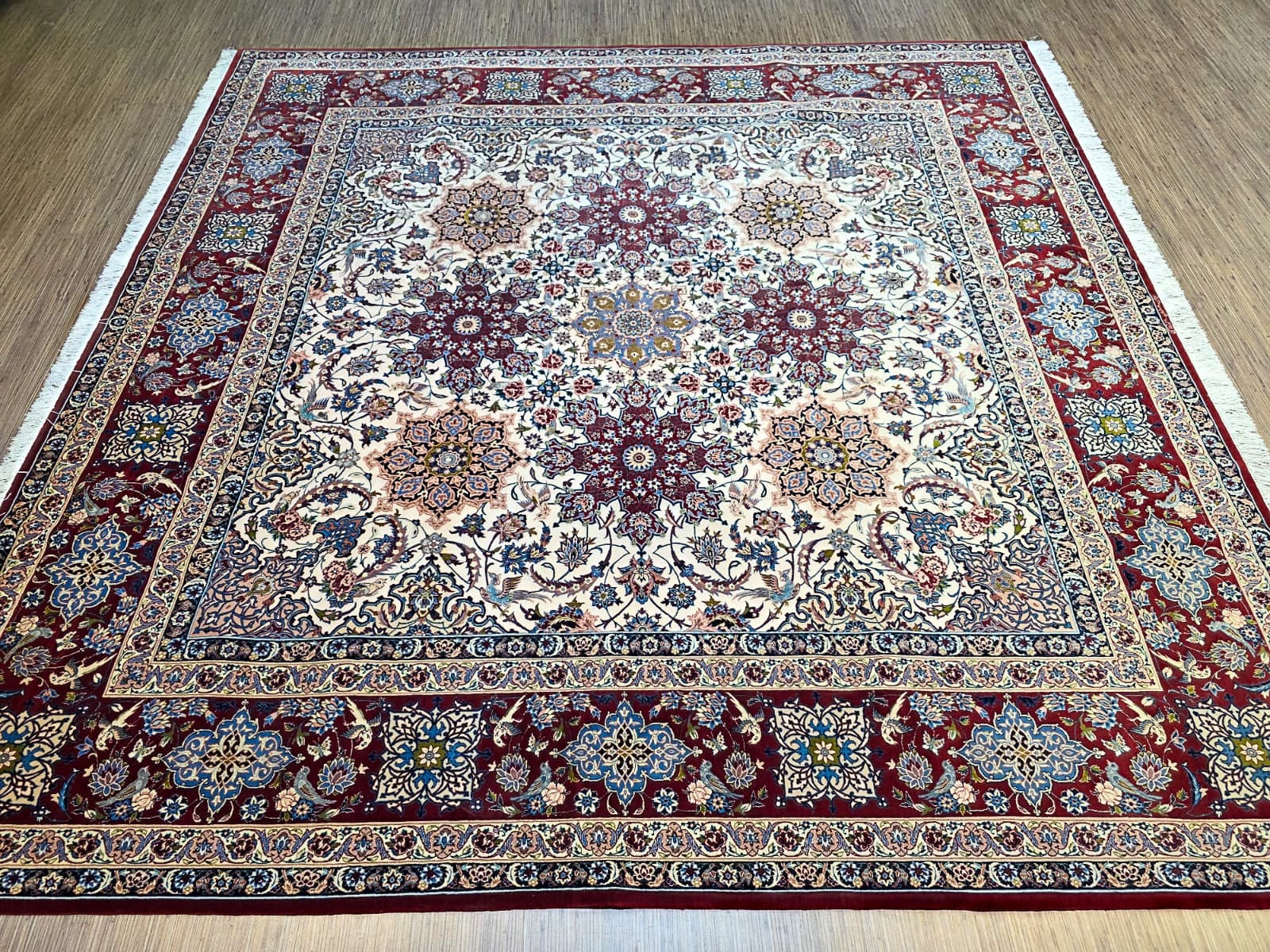 Isfahan Perserteppich aus Iran, 300 × 300 cm