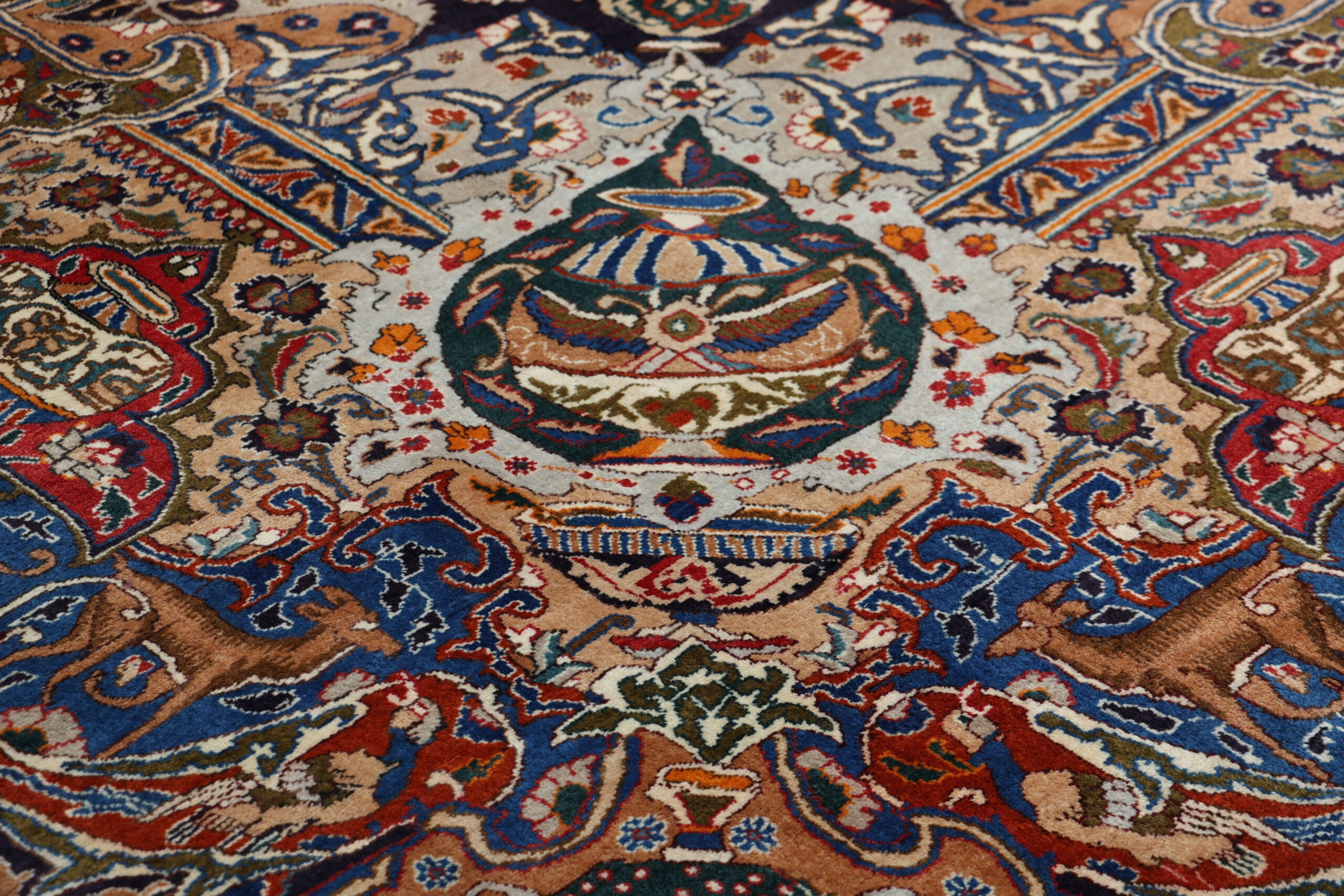 Handgeknüpfter Kashmar Perserteppich 292 × 386 cm