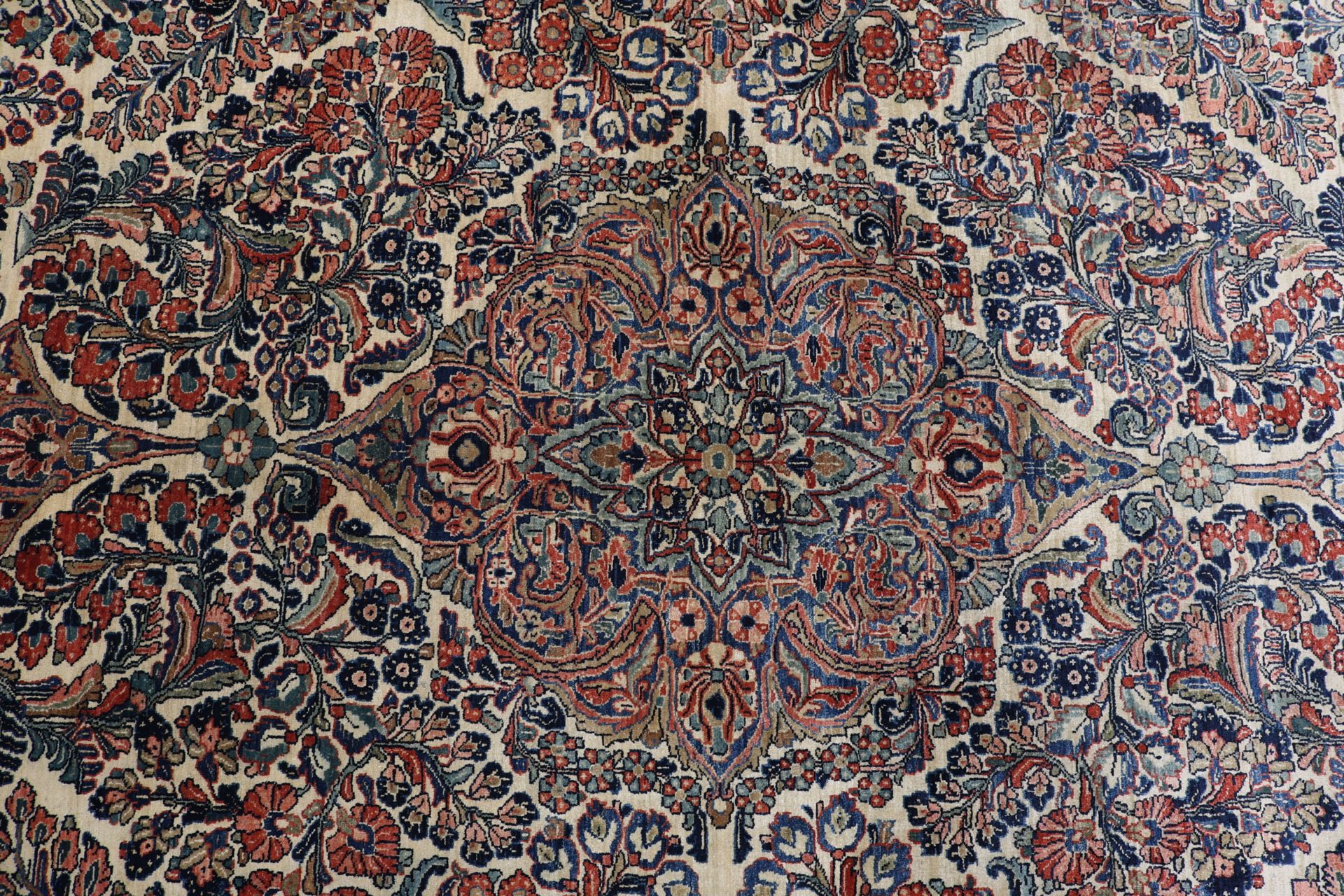 Antiker Sarough Perserteppich aus Iran, 300 × 410 cm