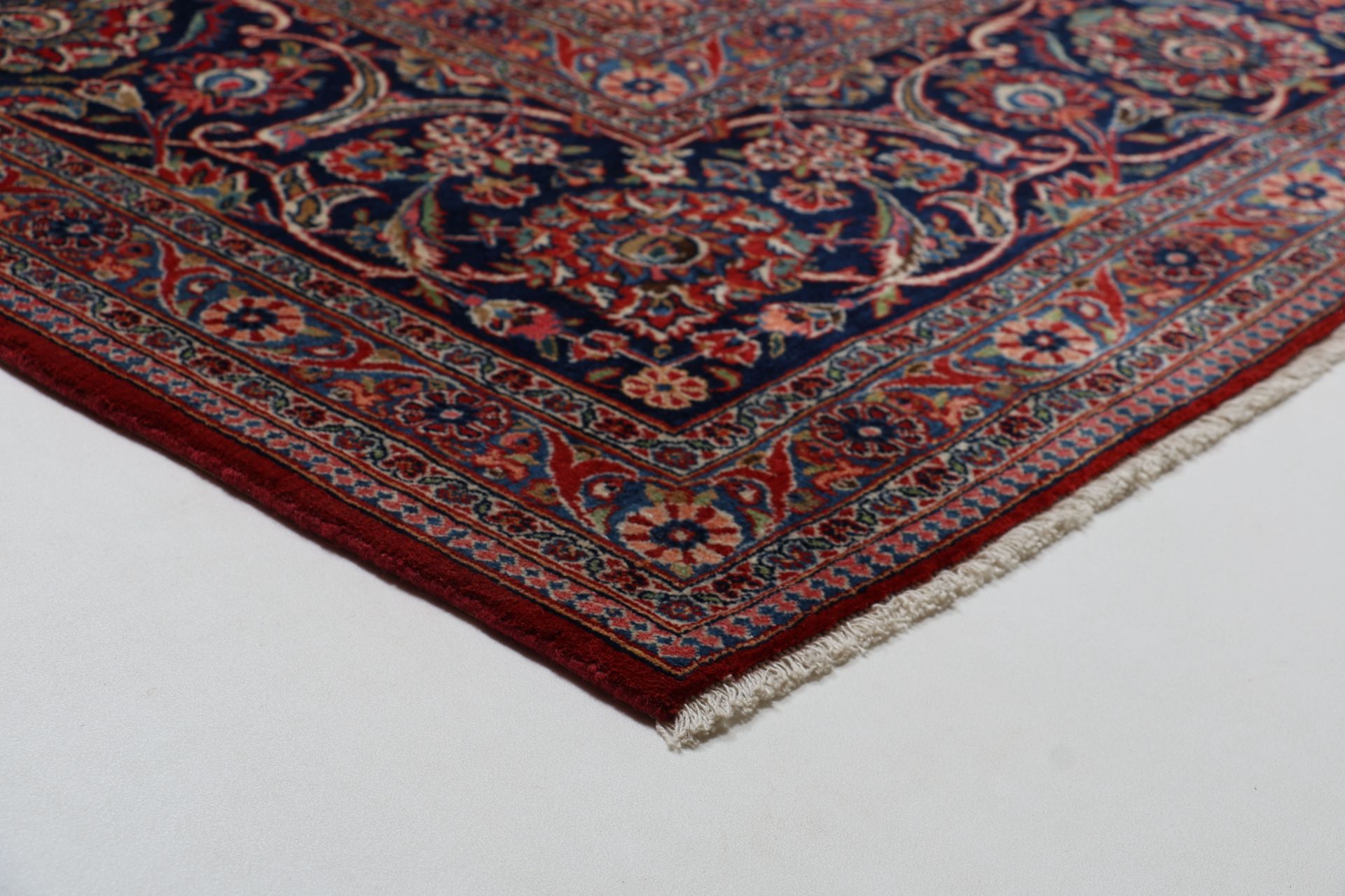 Handgeknüpfter Kashan Perserteppich 317 × 405 cm
