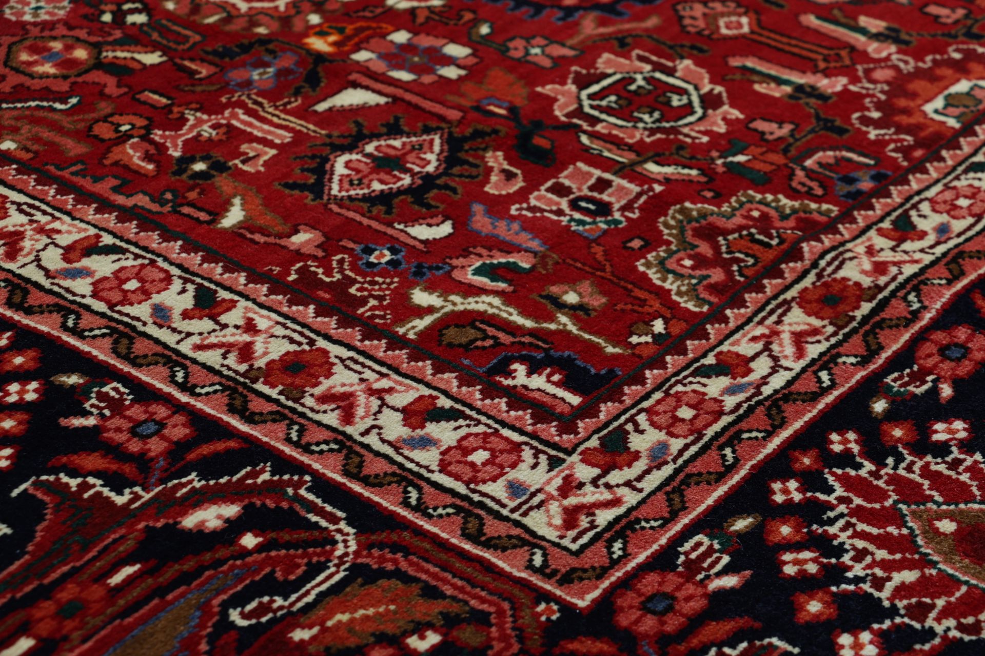 Isfahan Perserteppich 310 × 410 cm aus Wolle, handgeknüpft