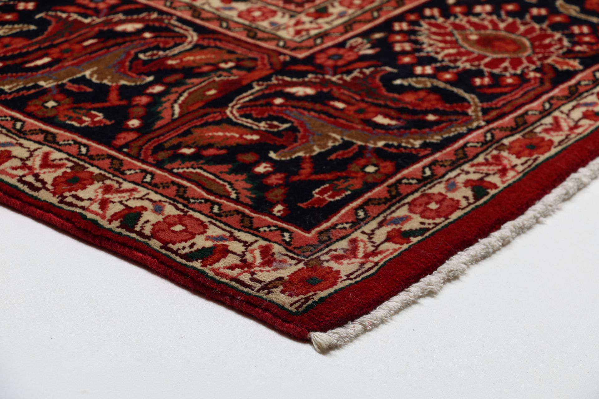 Isfahan Perserteppich 310 × 410 cm aus Wolle, handgeknüpft