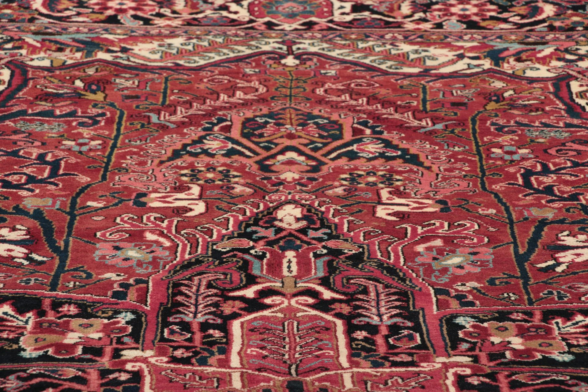 Heriz Perserteppich aus Iran, 304 × 400 cm