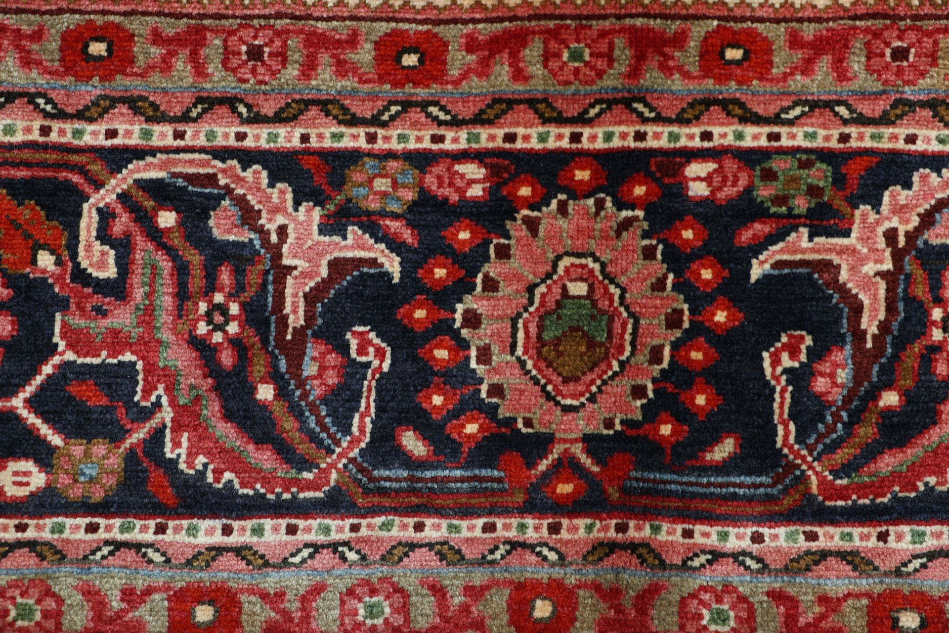 perserteppich-isfahan-312-x-400-cm-schurwolle-handgeknupft-5 Isfahan Perserteppich 312 × 400 cm aus Wolle, handgeknüpft