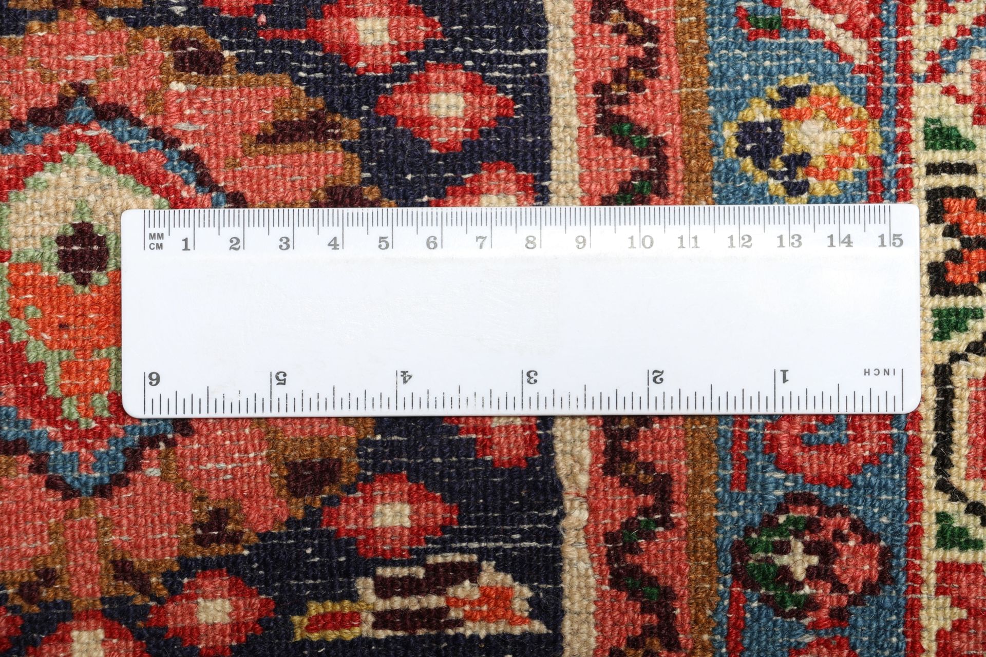 Isfahan Perserteppich 318 × 406 cm aus Wolle, handgeknüpft