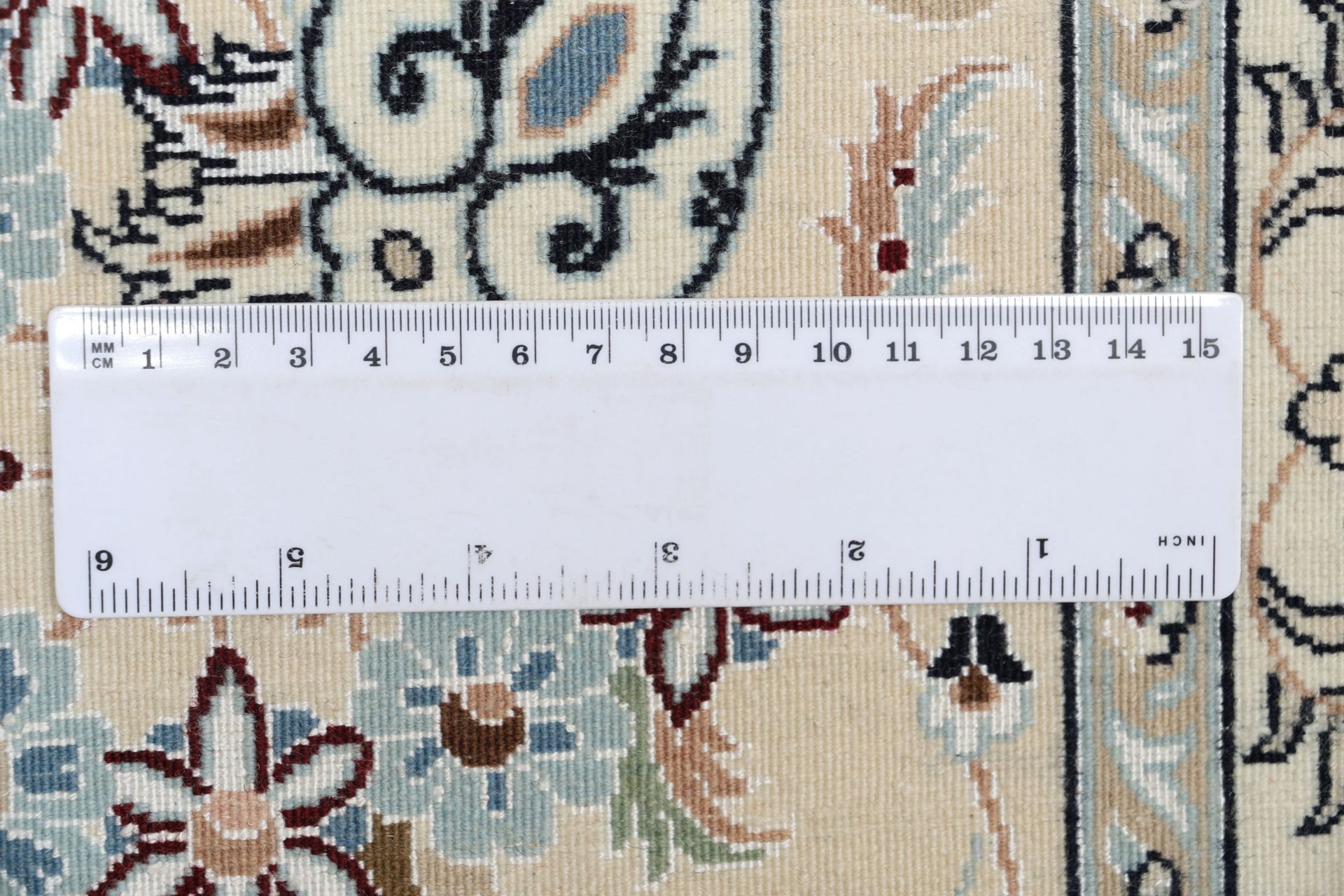 perserteppich-nain-300-x-410-cm-schurwolle-seide-handgeknupft-9 Handgeknüpfter Nain Perserteppich 300 × 410 cm