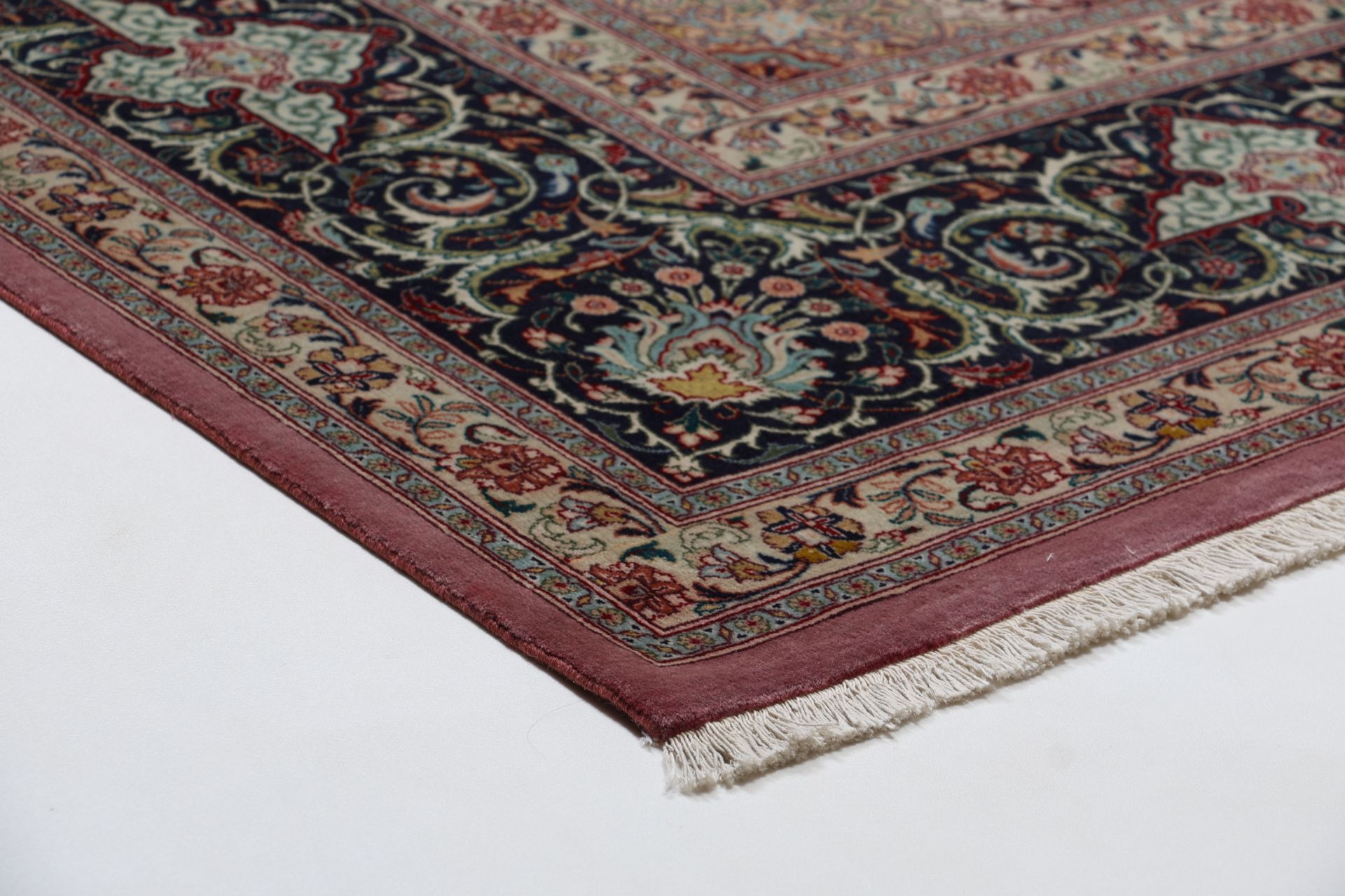 Täbriz Perserteppich 295 × 390 cm aus Wolle & Seide, handgeknüpft