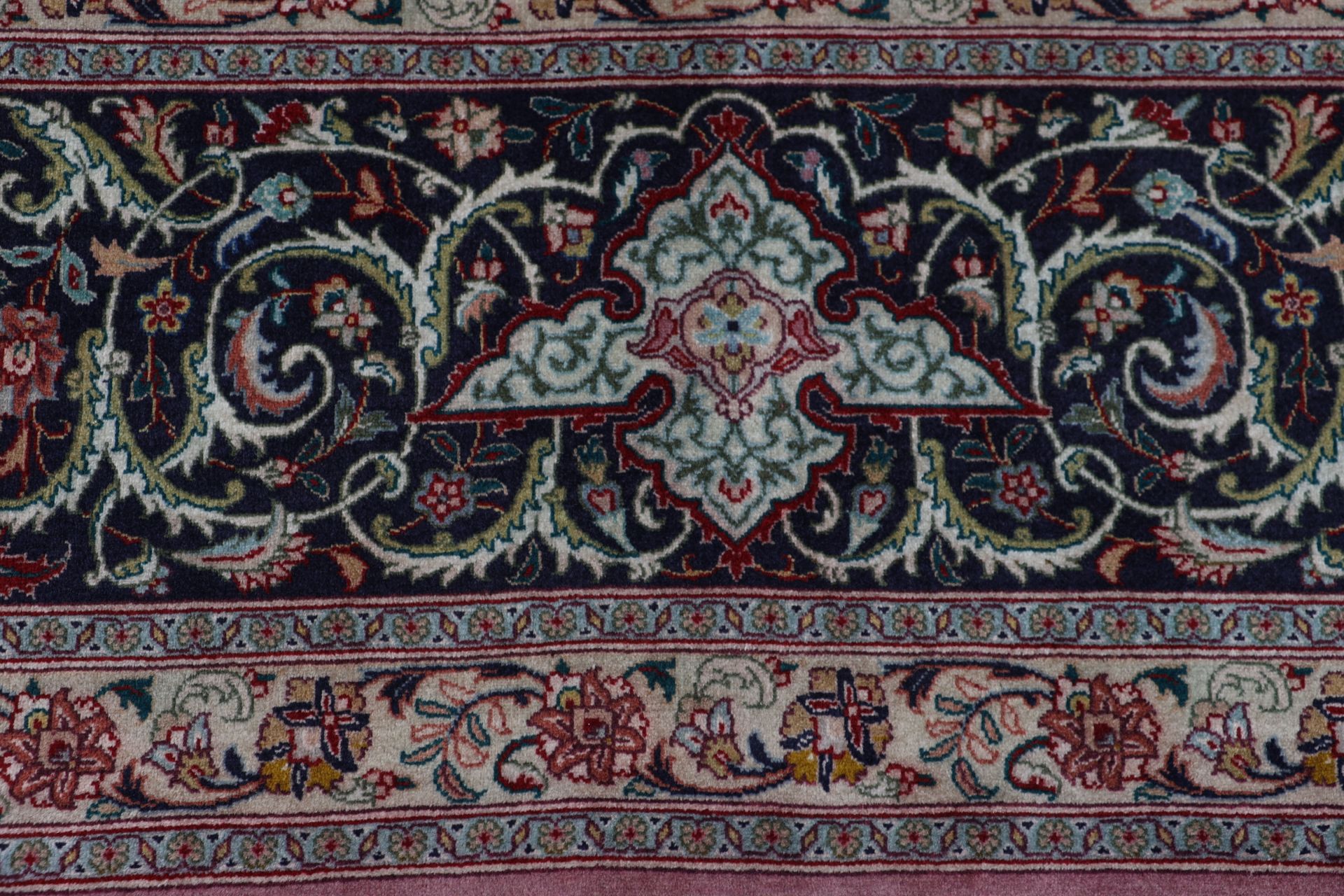 Täbriz Perserteppich 295 × 390 cm aus Wolle & Seide, handgeknüpft