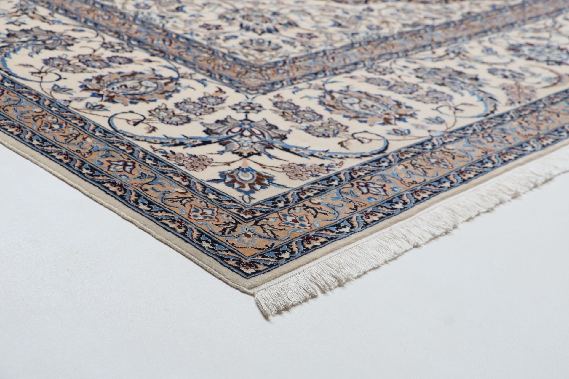 Handgeknüpfter Nain Perserteppich 312 × 425 cm