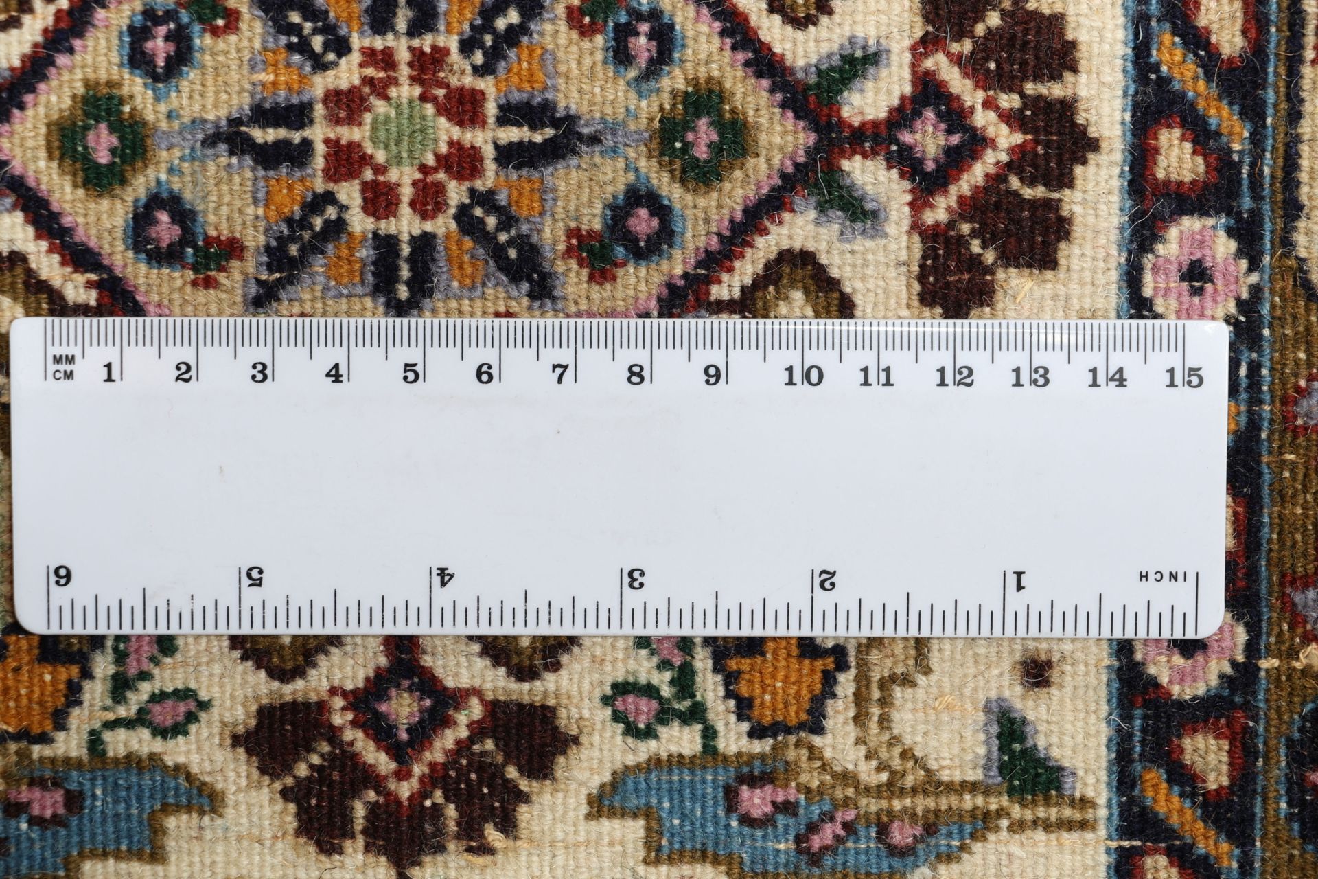 Moud Perserteppich 293 × 395 cm aus Wolle & Seide, handgeknüpft