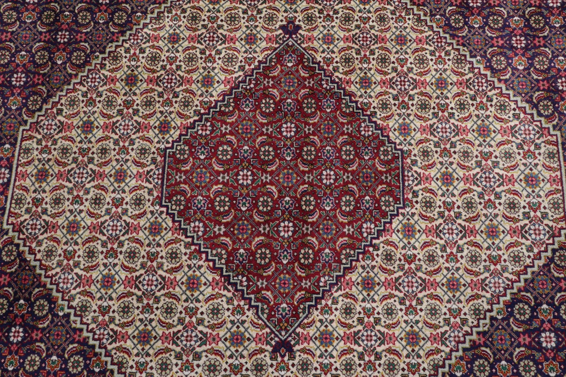 Täbriz Perserteppich aus Iran, 295 × 390 cm