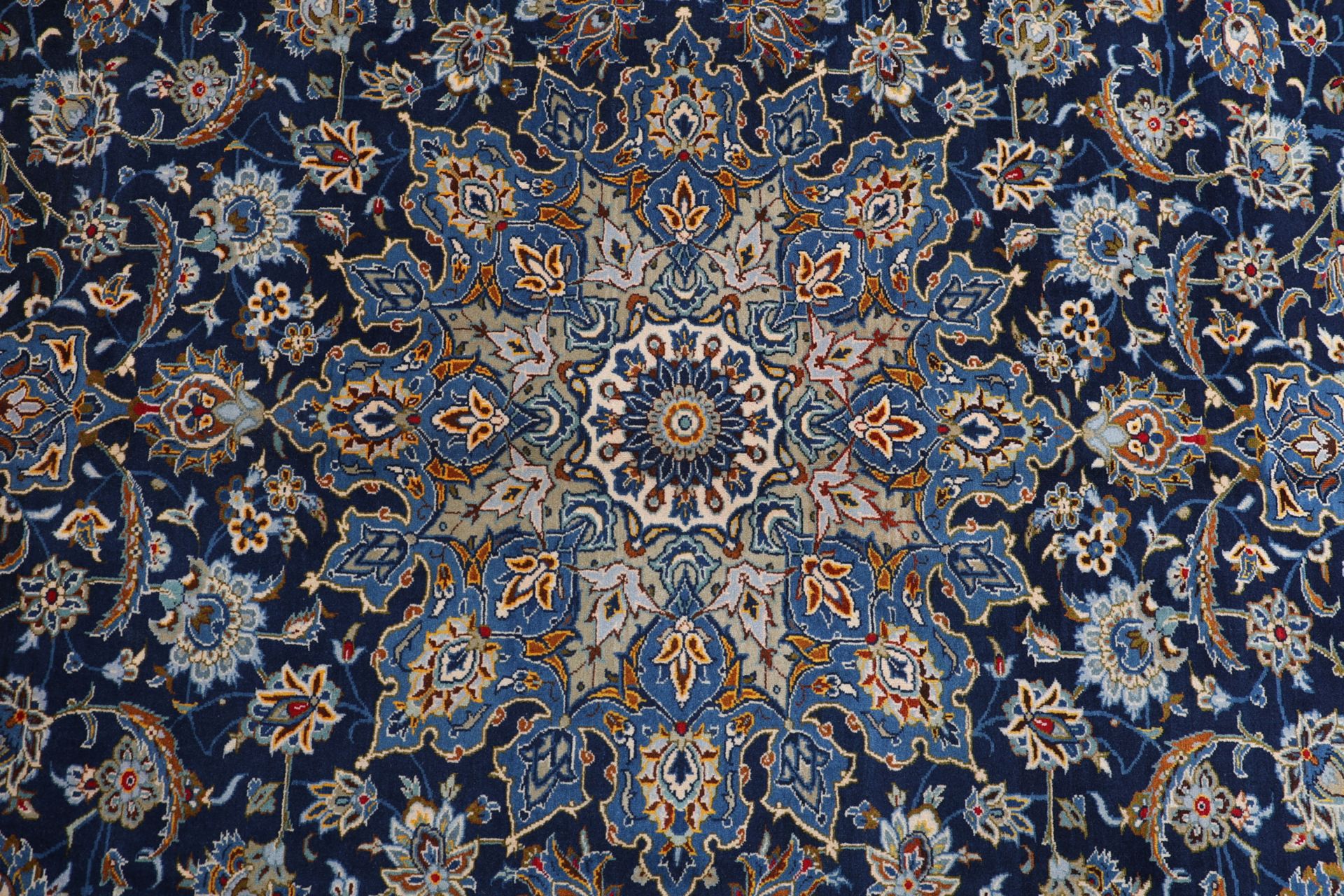 Kashan Perserteppich 310 × 420 cm aus Wolle, handgeknüpft