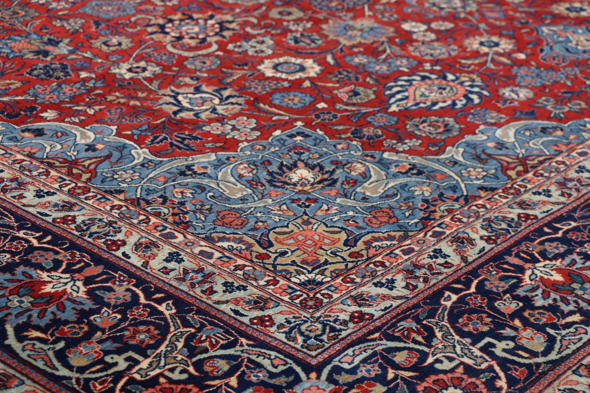 Antiker Kashan Perserteppich aus Iran, 325 × 420 cm