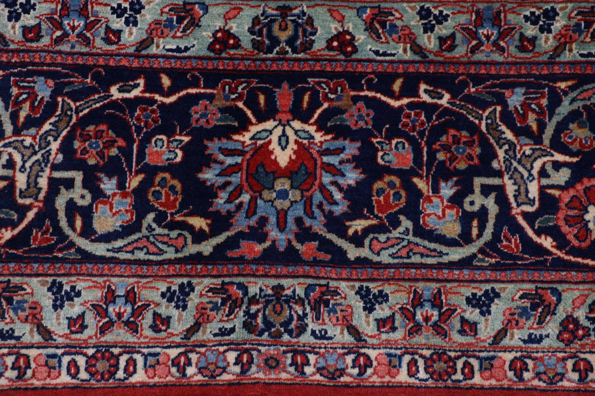 Antiker Kashan Perserteppich aus Iran, 325 × 420 cm