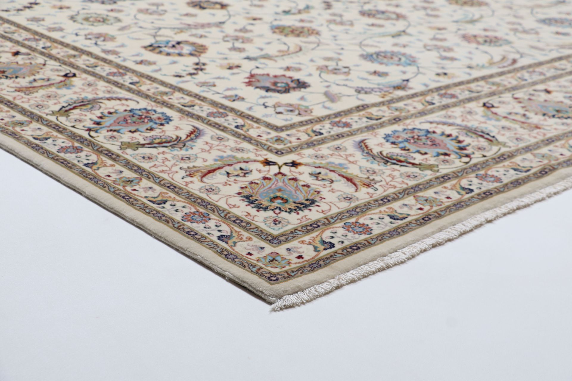 Täbriz Perserteppich aus Iran, 302 × 410 cm