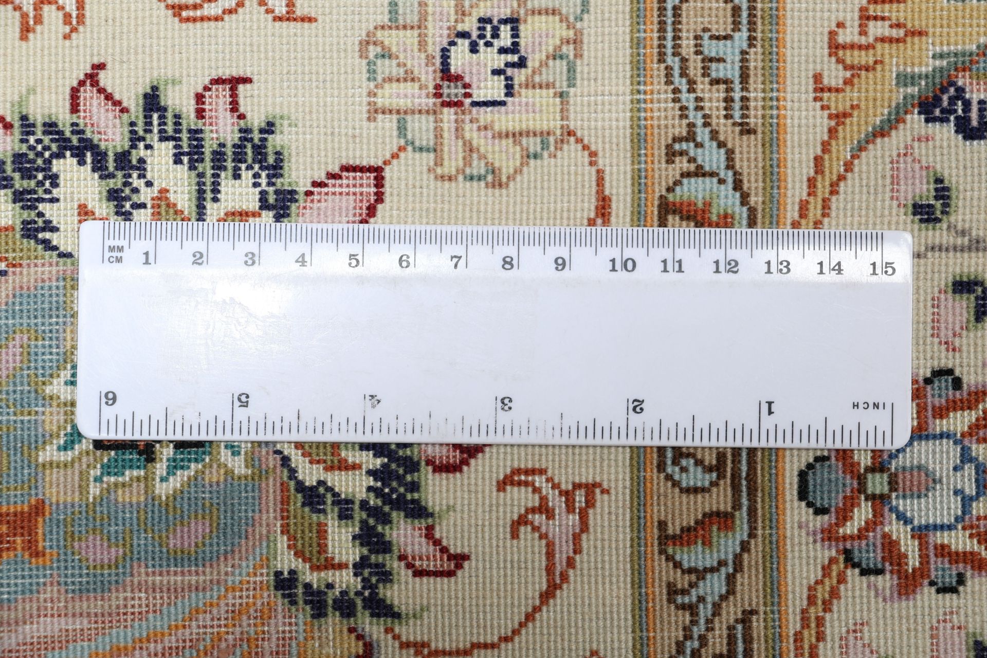 Täbriz Perserteppich aus Iran, 302 × 410 cm