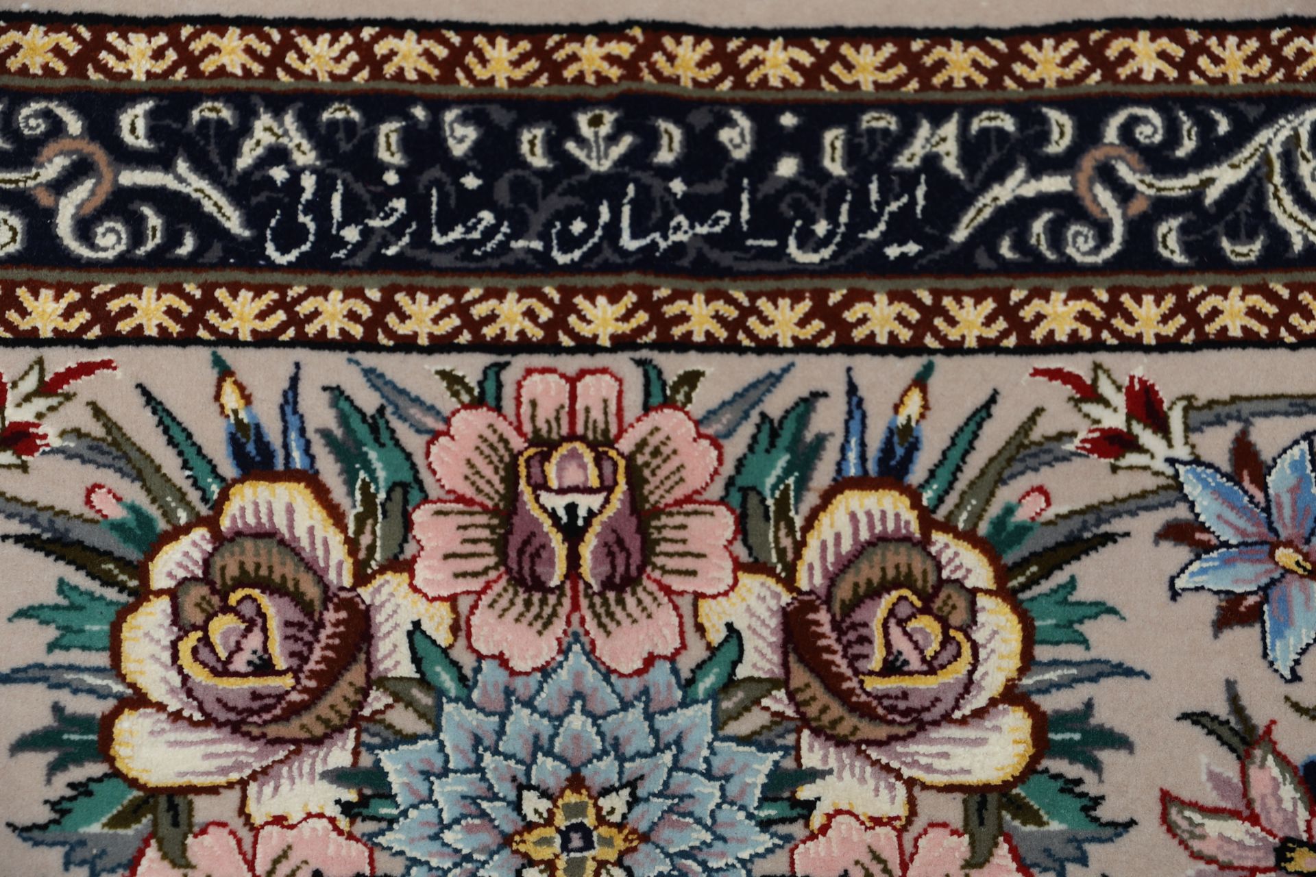 perserteppich-isfahan-300-x-415-cm-schurwolle-seide-handgeknupft-9 Handgeknüpfter Isfahan Perserteppich, 300 × 415 cm, Wolle & Seide