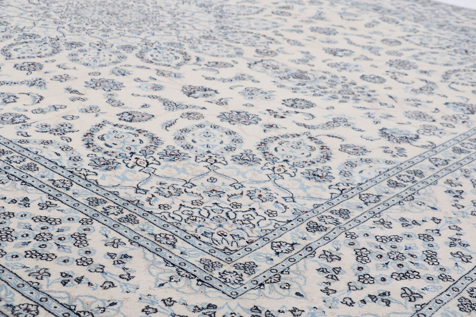 Handgeknüpfter Nain Perserteppich, 292 × 400 cm, Wolle & Seide