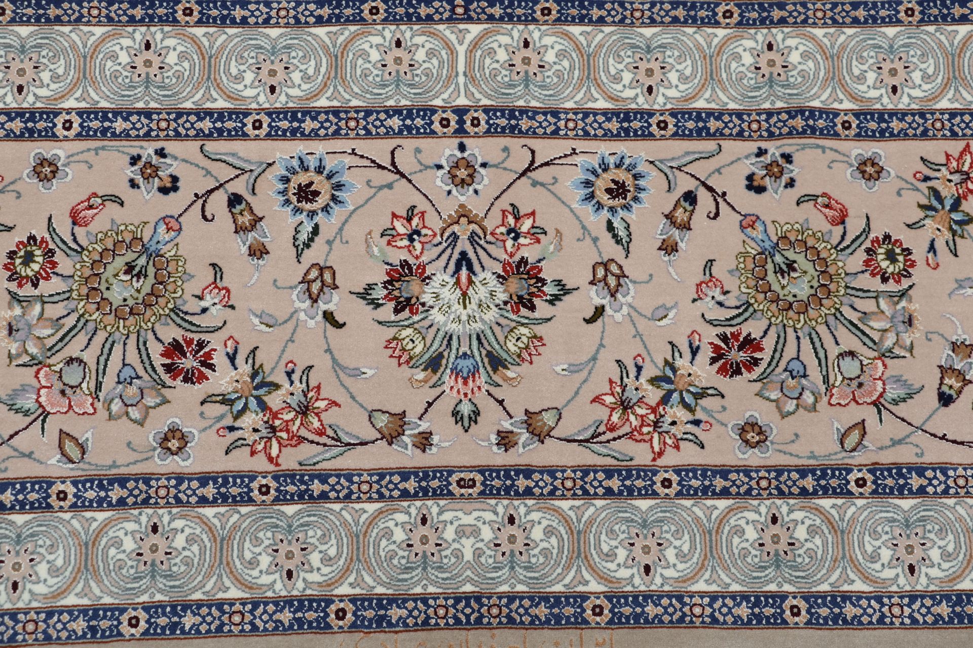 perserteppich-isfahan-315-x-425-cm-schurwolle-seide-handgeknupft-5 Handgeknüpfter Isfahan Perserteppich, 315 × 425 cm, Wolle & Seide